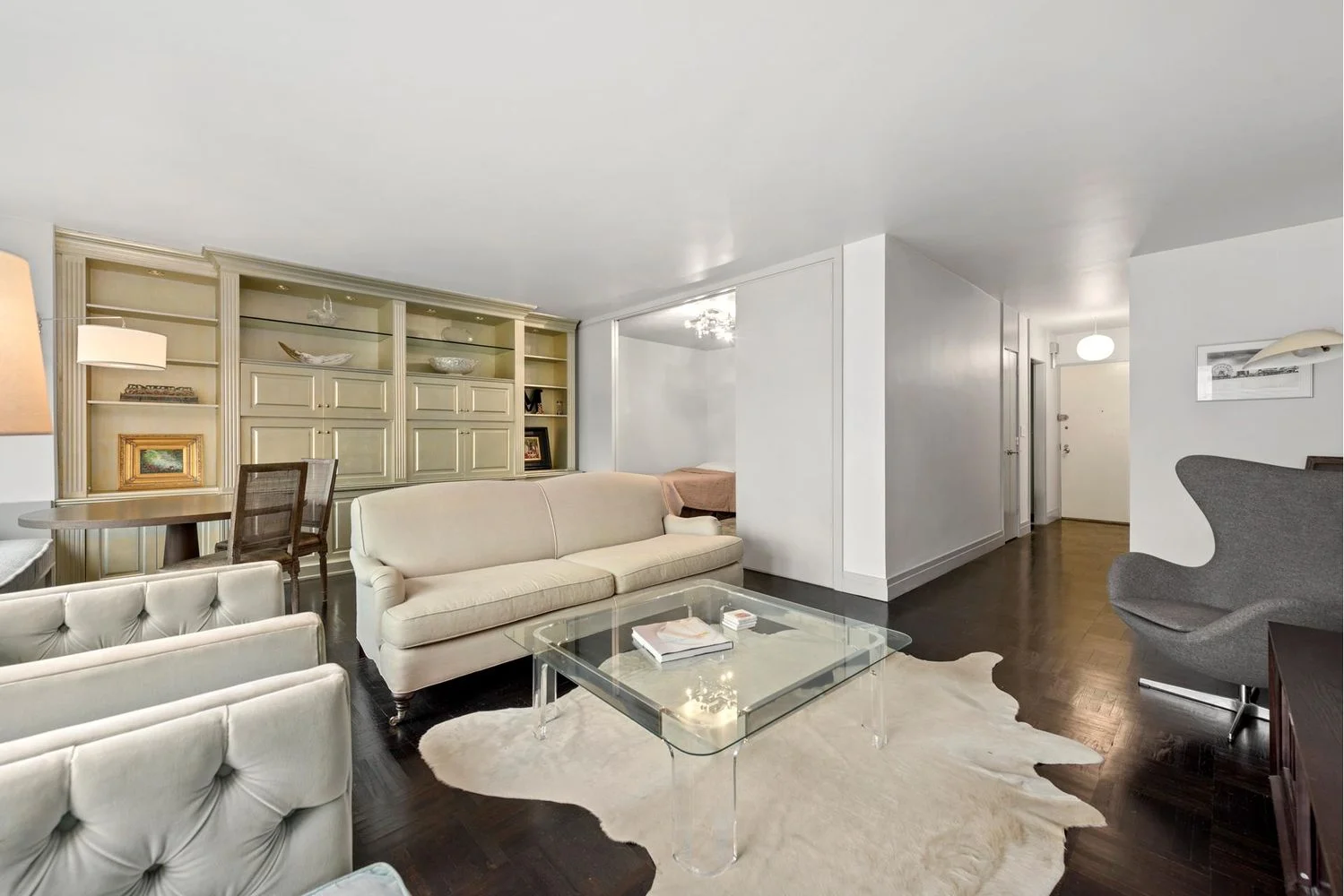 Apartamento de 2 Dormitórios à Venda em Manhattan – New York, NY - 1