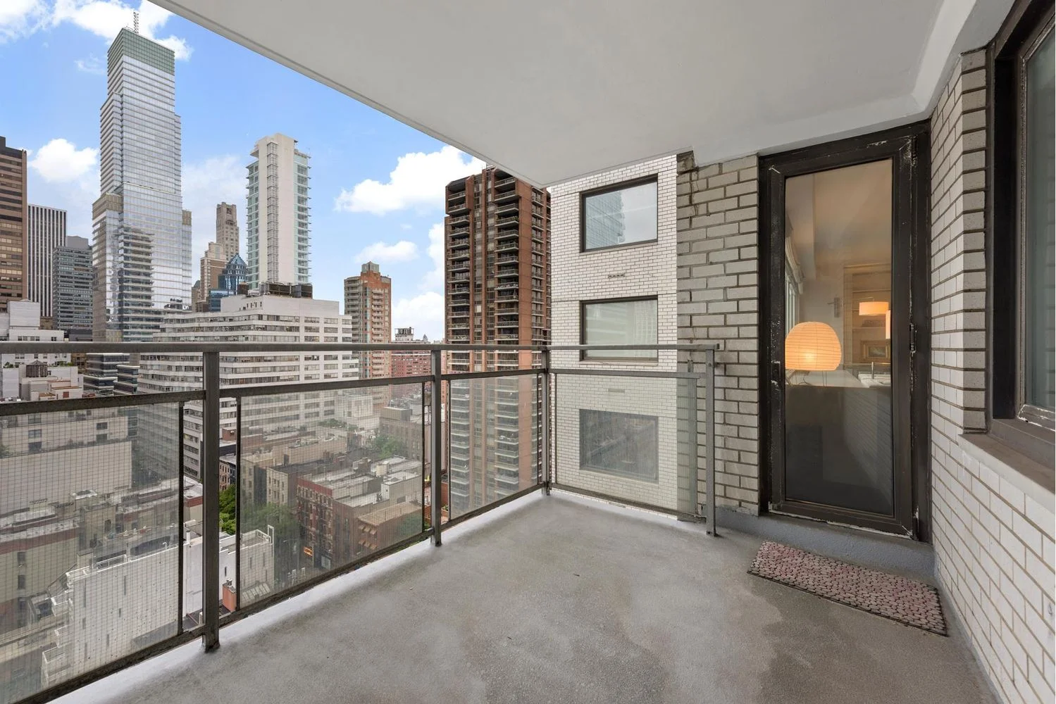 Apartamento de 2 Dormitórios à Venda em Manhattan – New York, NY - 2