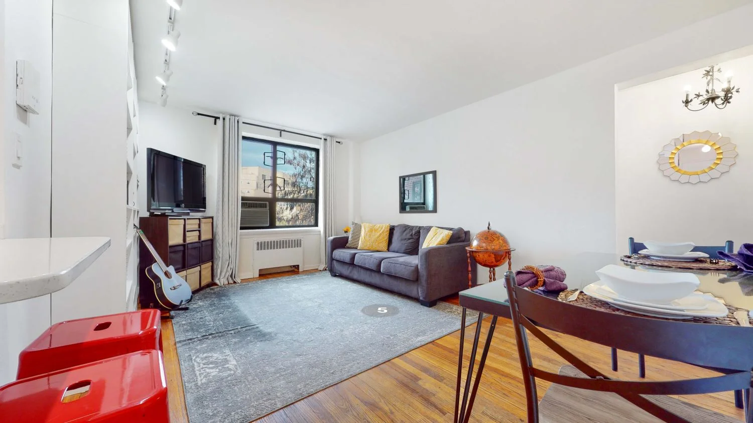 Apartamento de 2 Dormitórios à Venda em Manhattan – New York – NY - 1