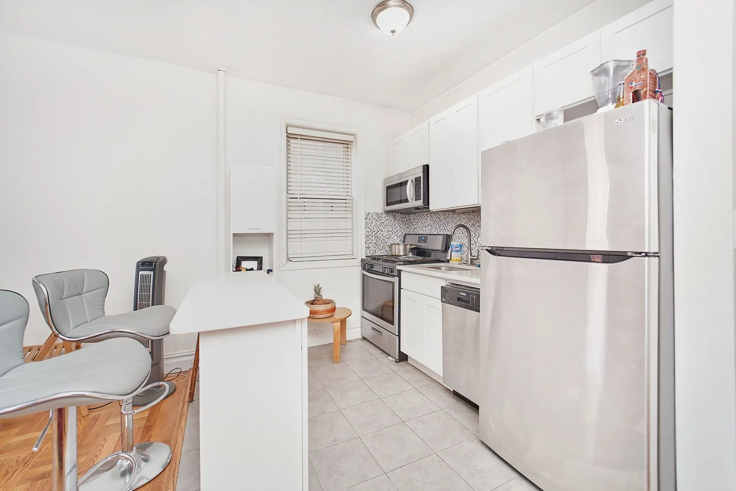 Apartamento de 2 Dormitórios à Venda em Manhattan – Nova Iorque – NY - 1