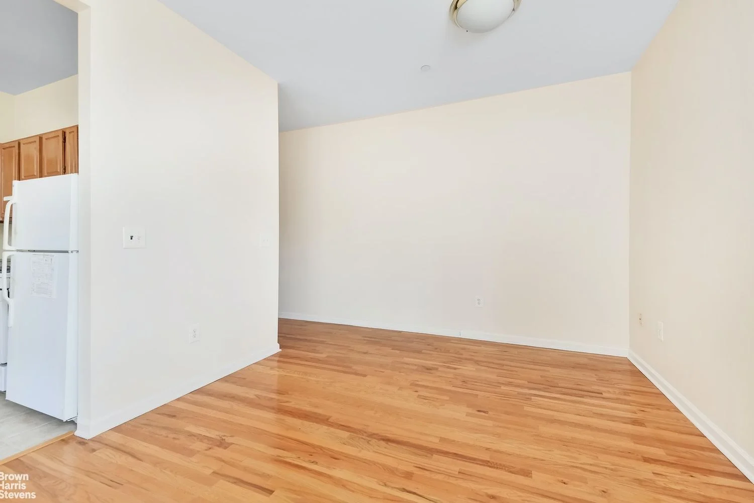 Apartamento de 2 Dormitórios à Venda em Manhattan – Nova Iorque – NY - 1