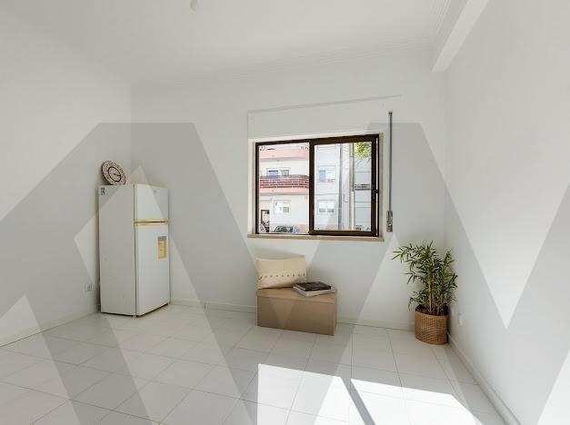 Appartement 1 chambre à Vendre à Charneca Da Caparica - Setúbal - Portugal - 8