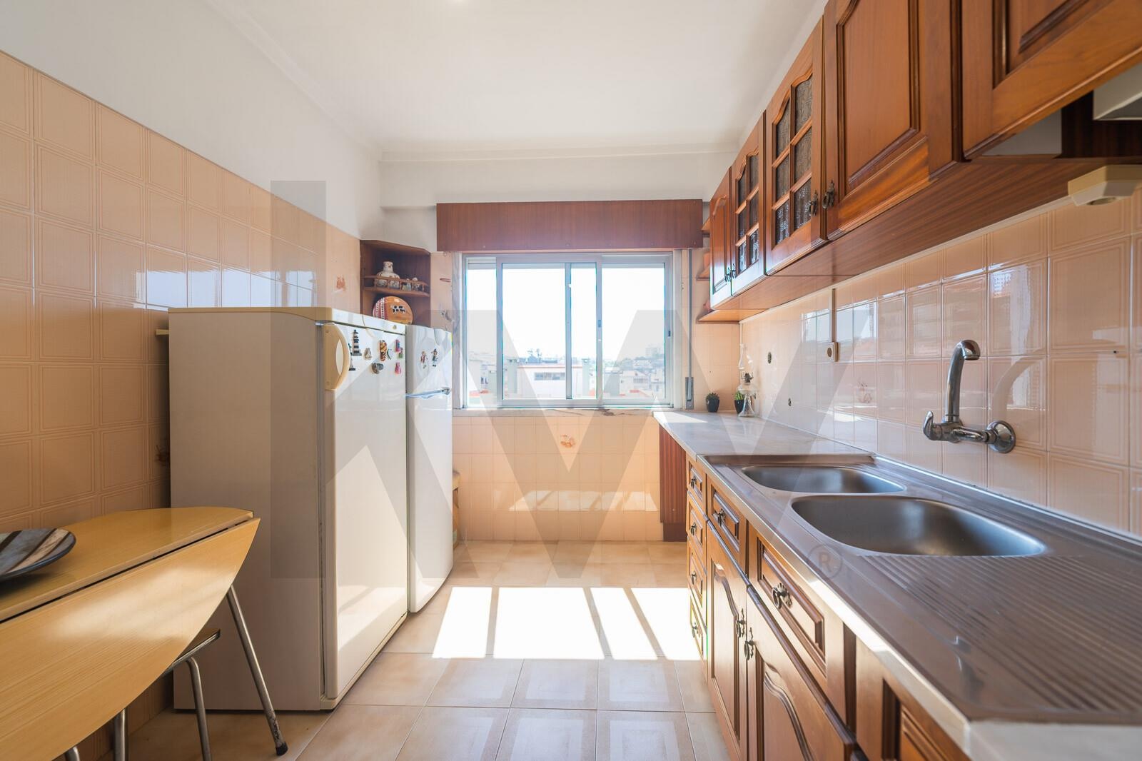 Apartamento T2 à Venda em Agualva-Cacém - Lisboa - Portugal - 5