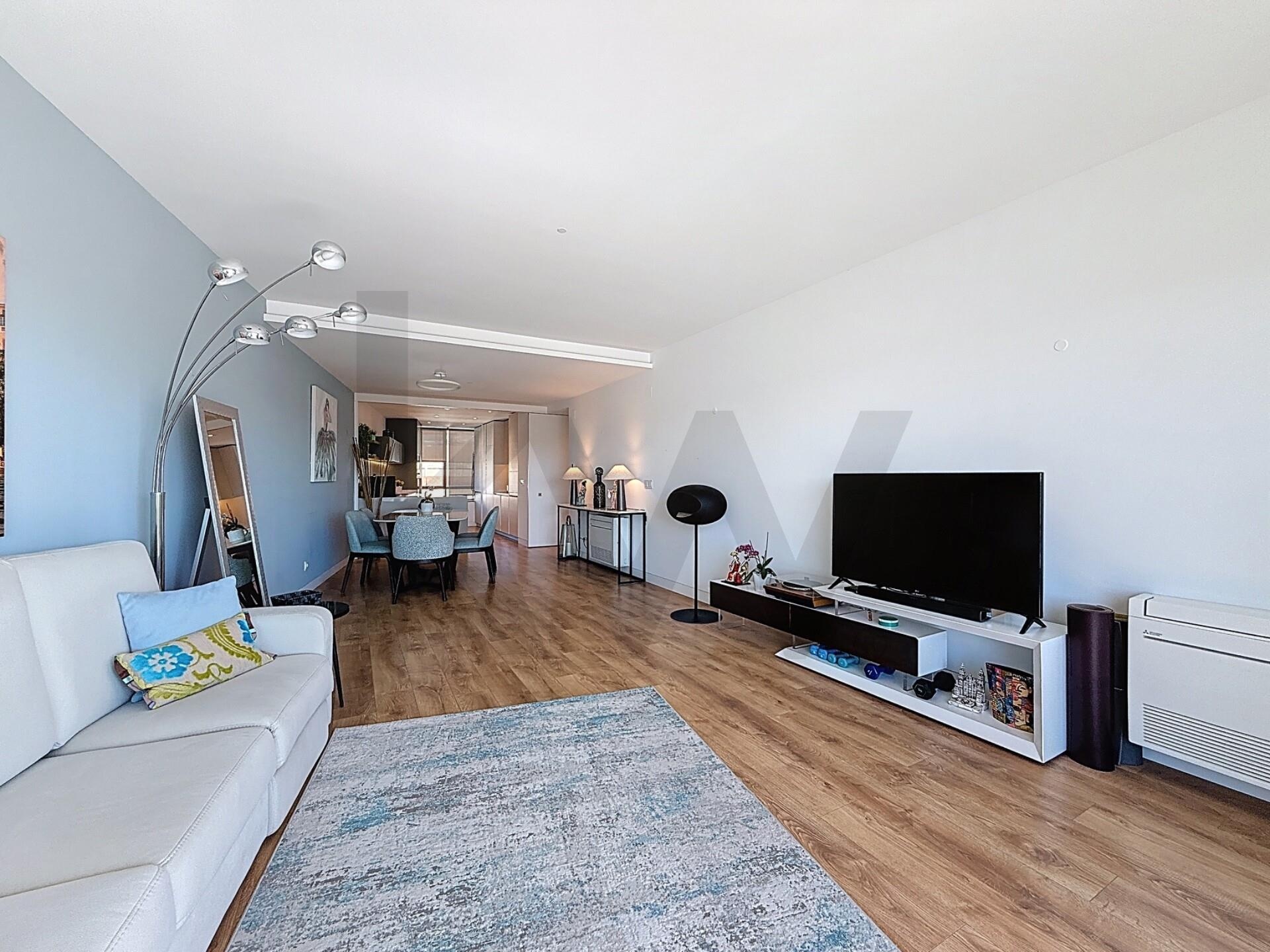Apartamento T2 à Venda em Ajuda - Lisboa - Portugal - 4
