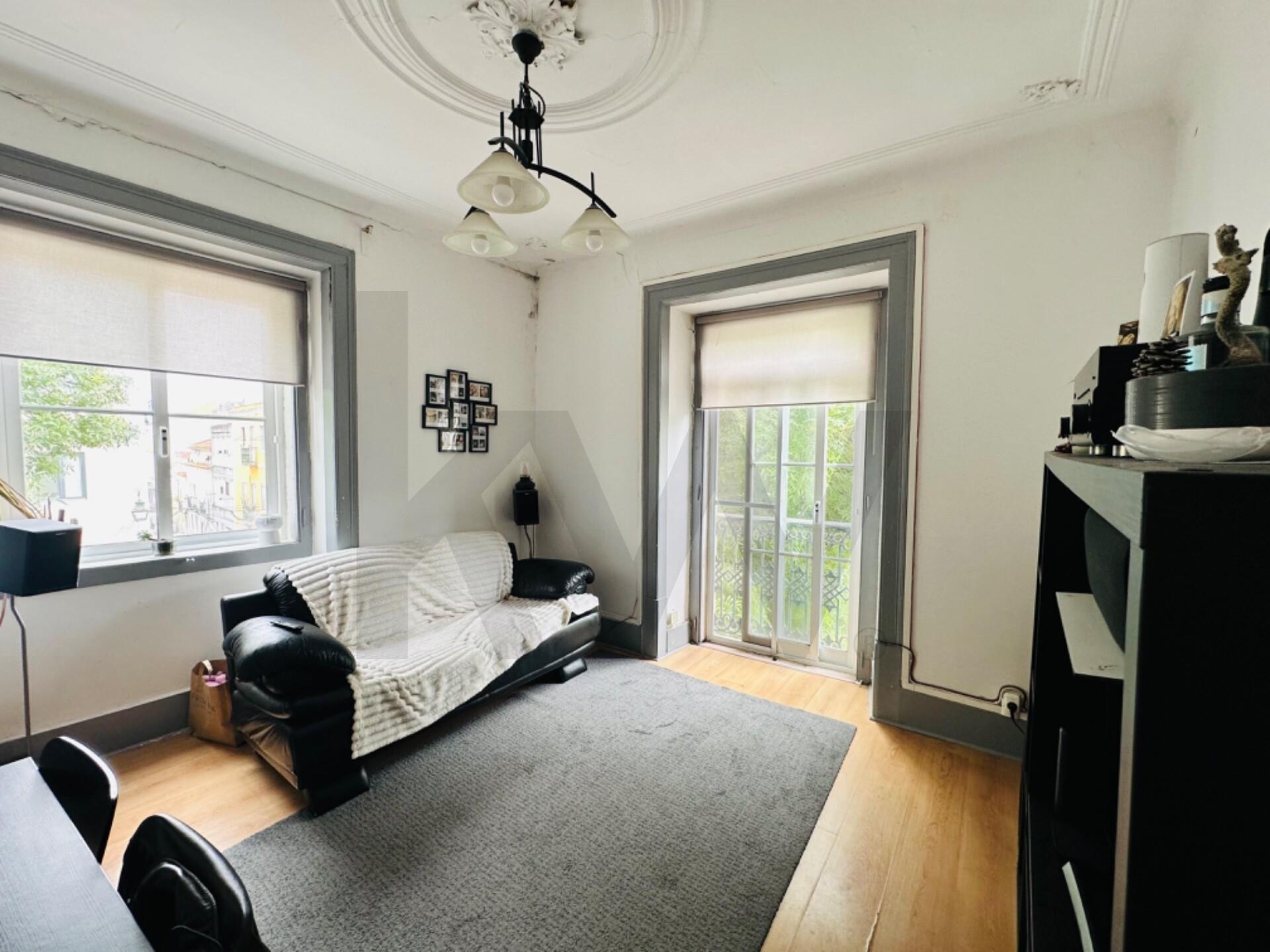 Apartamento T2 à Venda em Almada - Setúbal - Portugal - 5