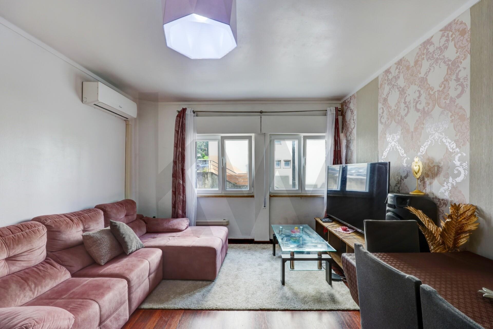 Apartamento T2 à Venda em Alverca Do Ribatejo - Lisboa - Portugal - 1
