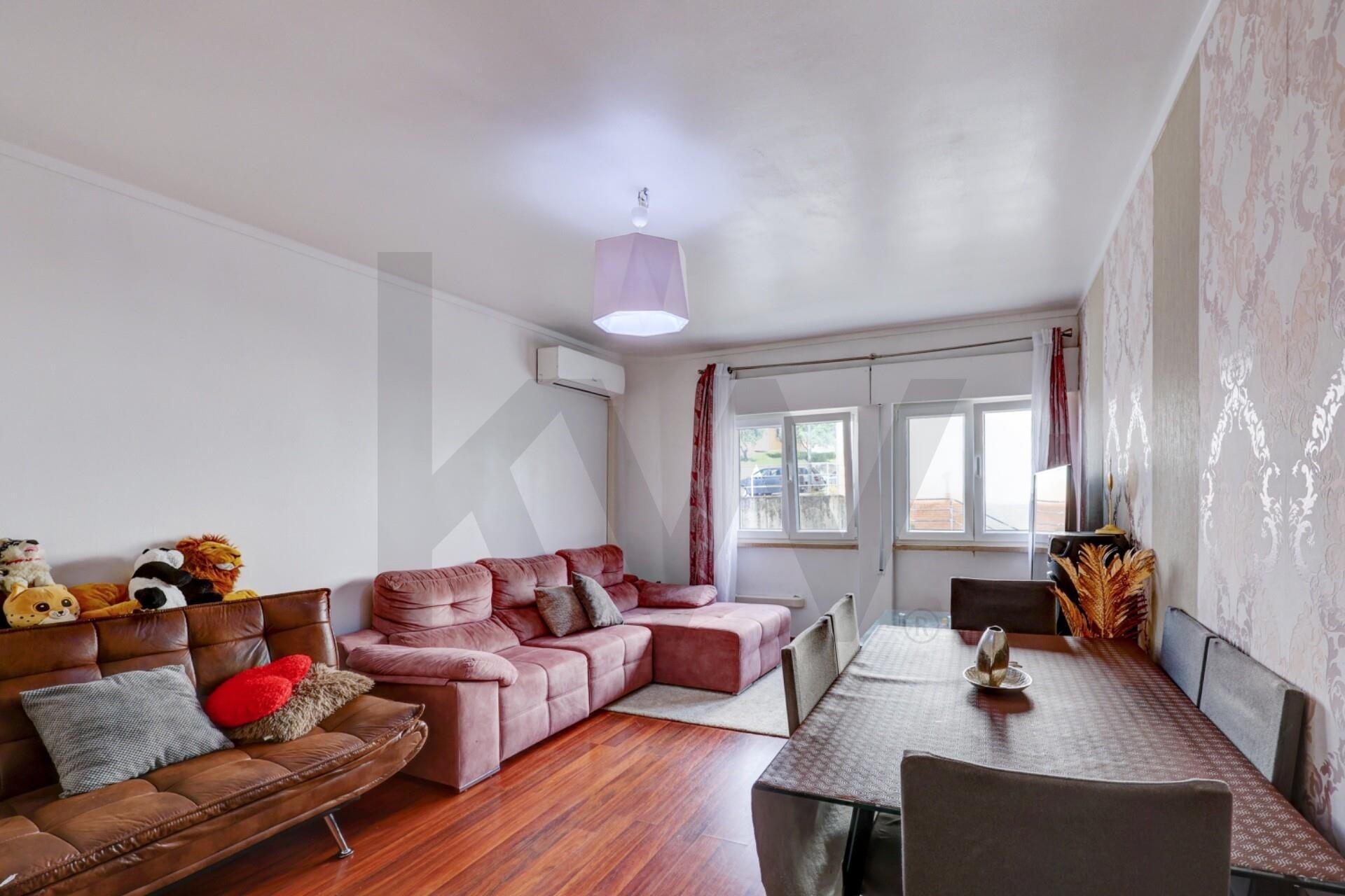 Apartamento T2 à Venda em Alverca Do Ribatejo - Lisboa - Portugal - 3