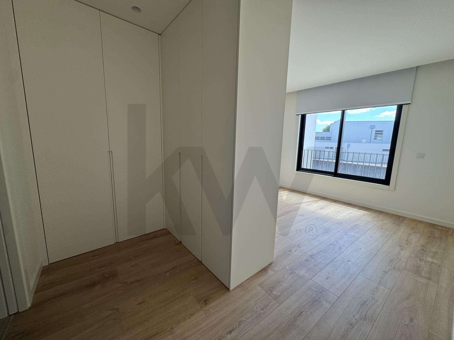 Apartamento T2 à Venda em Aveiro - Portugal - 1