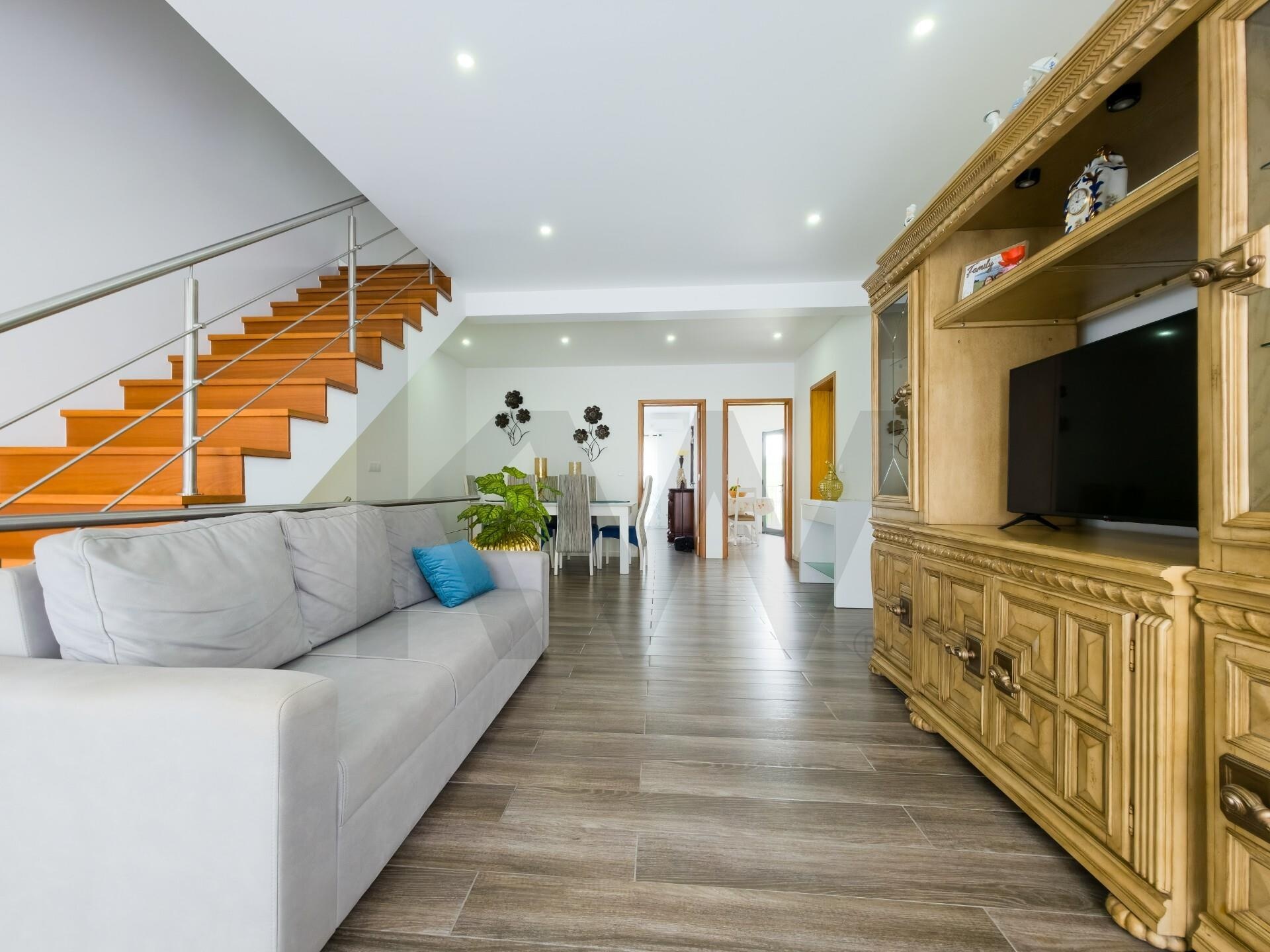 Apartamento de 2 Dormitorios en Venta en Cabouco - Isla de São Miguel - Portugal - 2