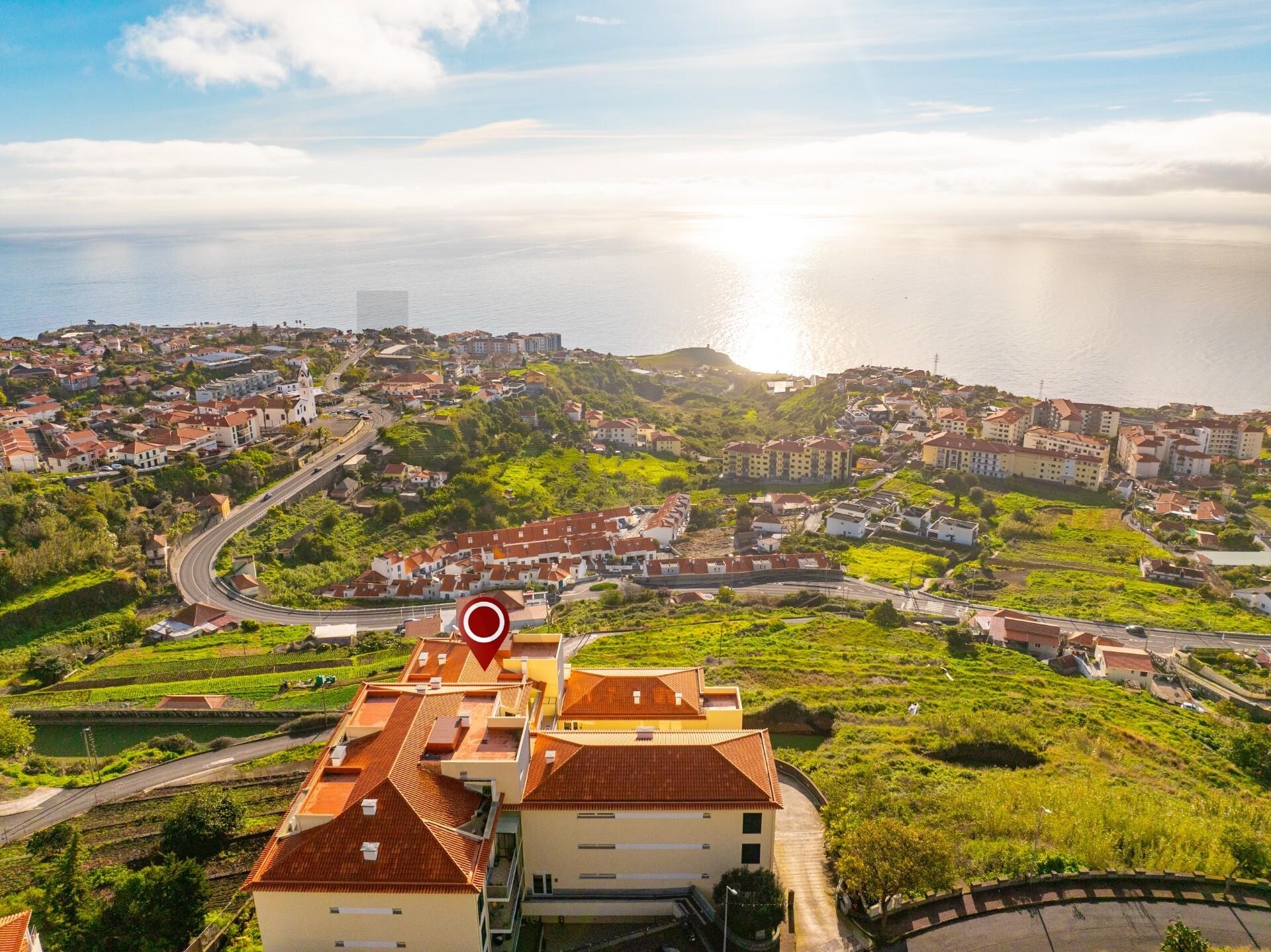 Apartamento T2 à Venda em Caniço - Ilha Da Madeira - Portugal - 3
