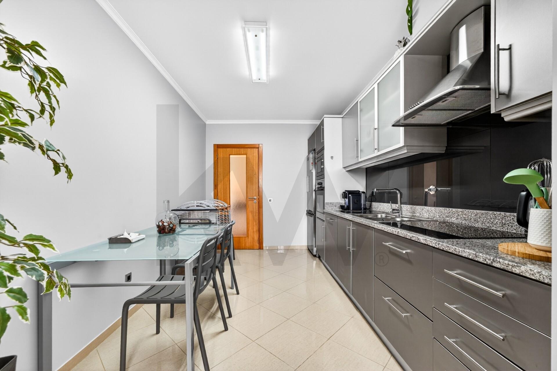 Apartamento T2 à Venda em Caniço - Ilha Da Madeira - Portugal - 7