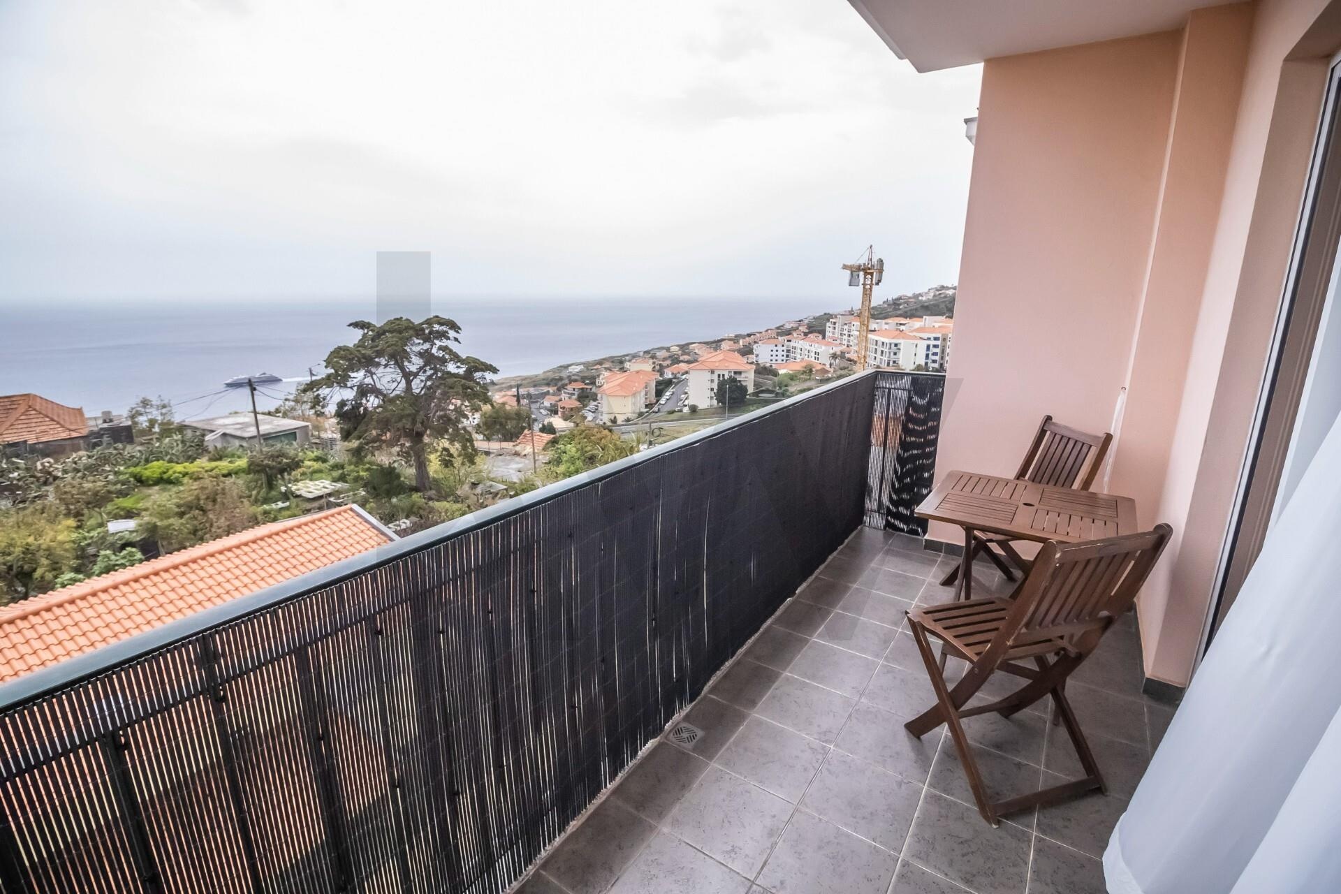 Apartamento T2 à Venda em Caniço - Ilha Da Madeira - Portugal - 1