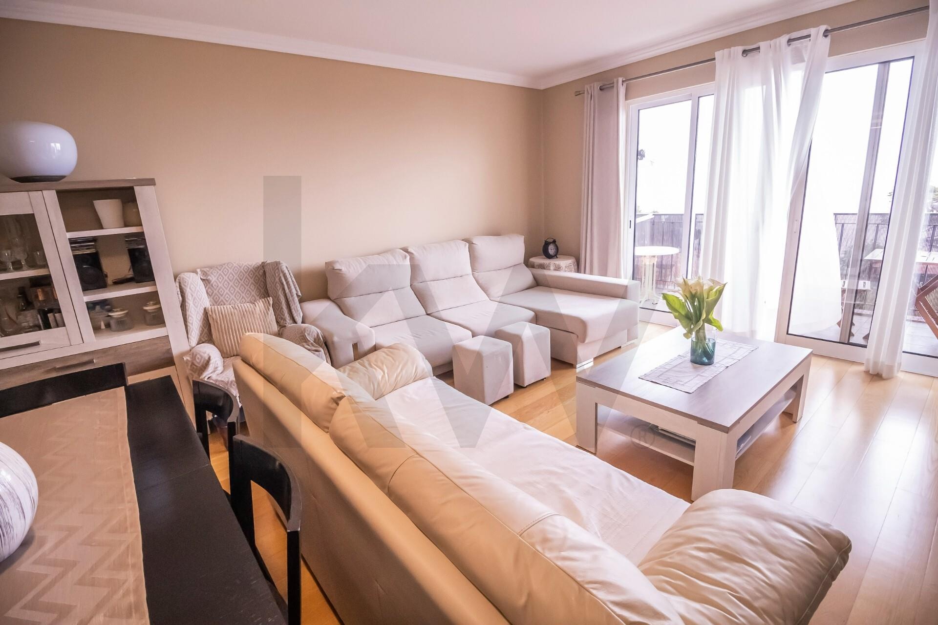 Apartamento T2 à Venda em Caniço - Ilha Da Madeira - Portugal - 2