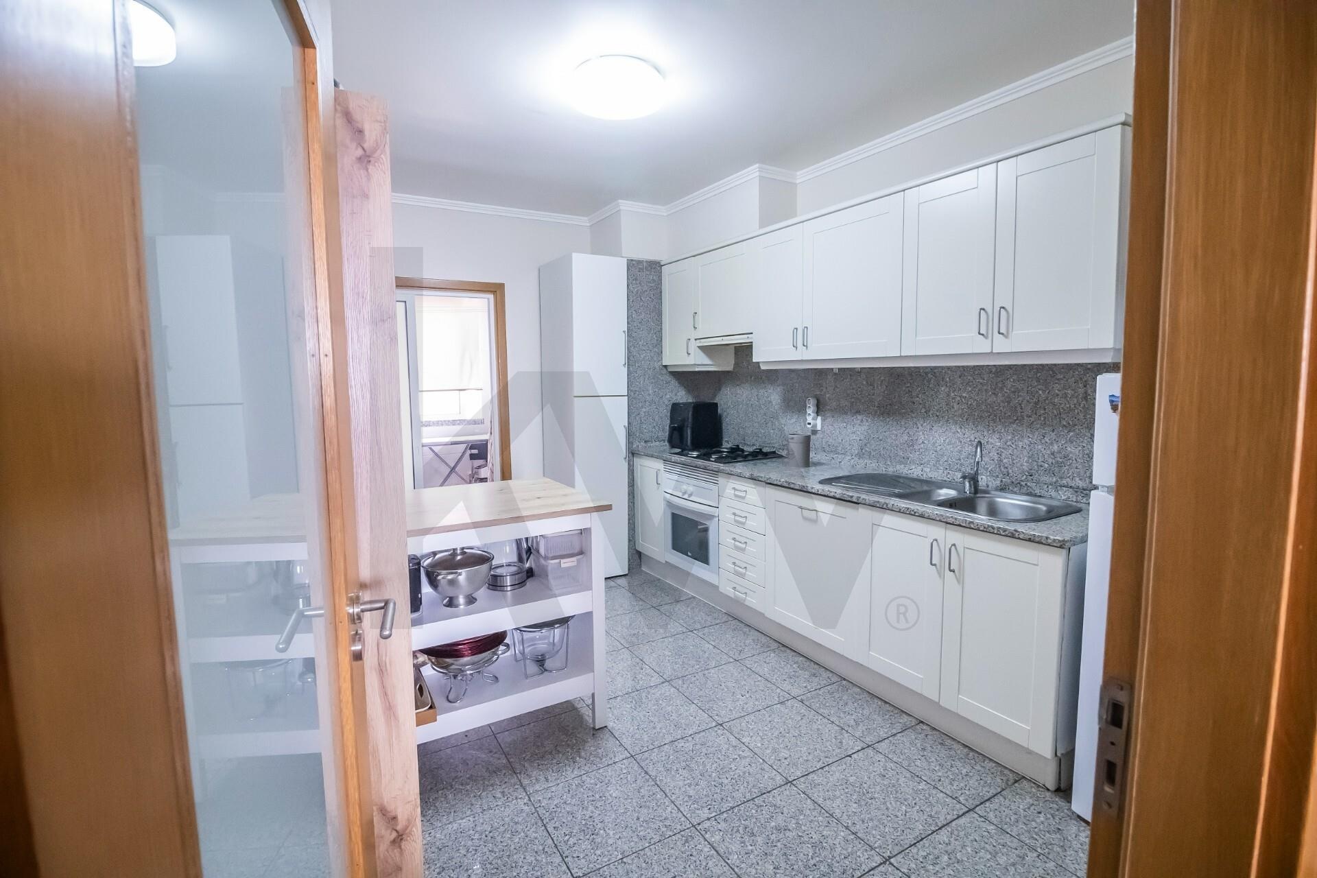 Apartamento T2 à Venda em Caniço - Ilha Da Madeira - Portugal - 3