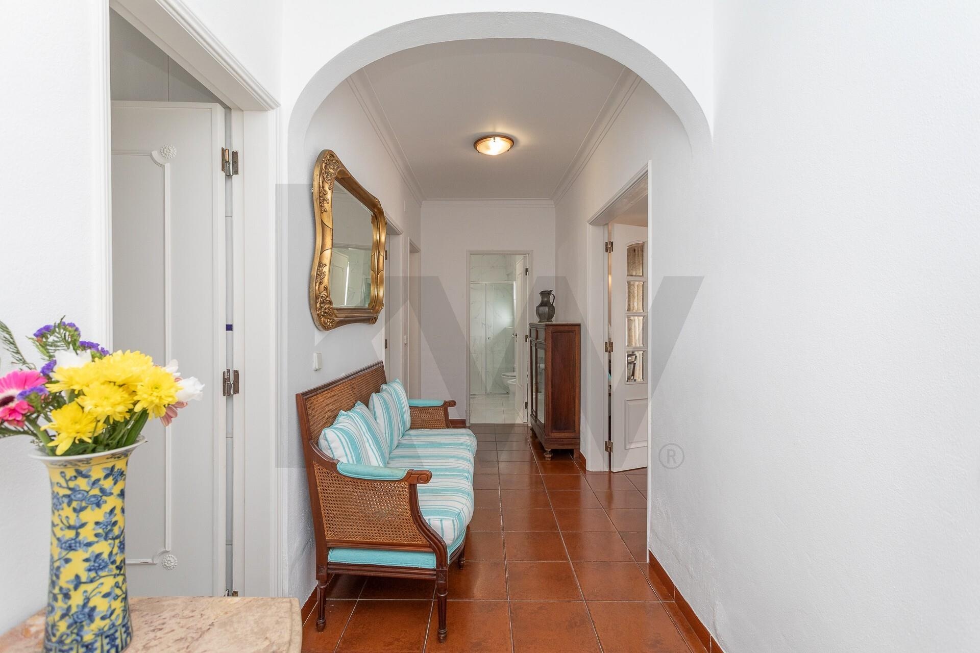 Apartamento T2 à Venda em Carcavelos - Lisboa - Portugal - 3