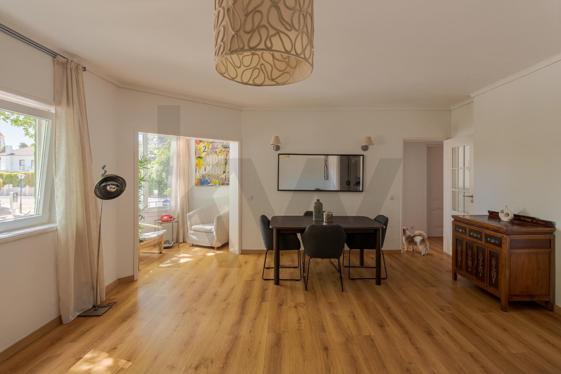 Apartamento T2 à Venda em Cascais - Lisboa - Portugal - 2
