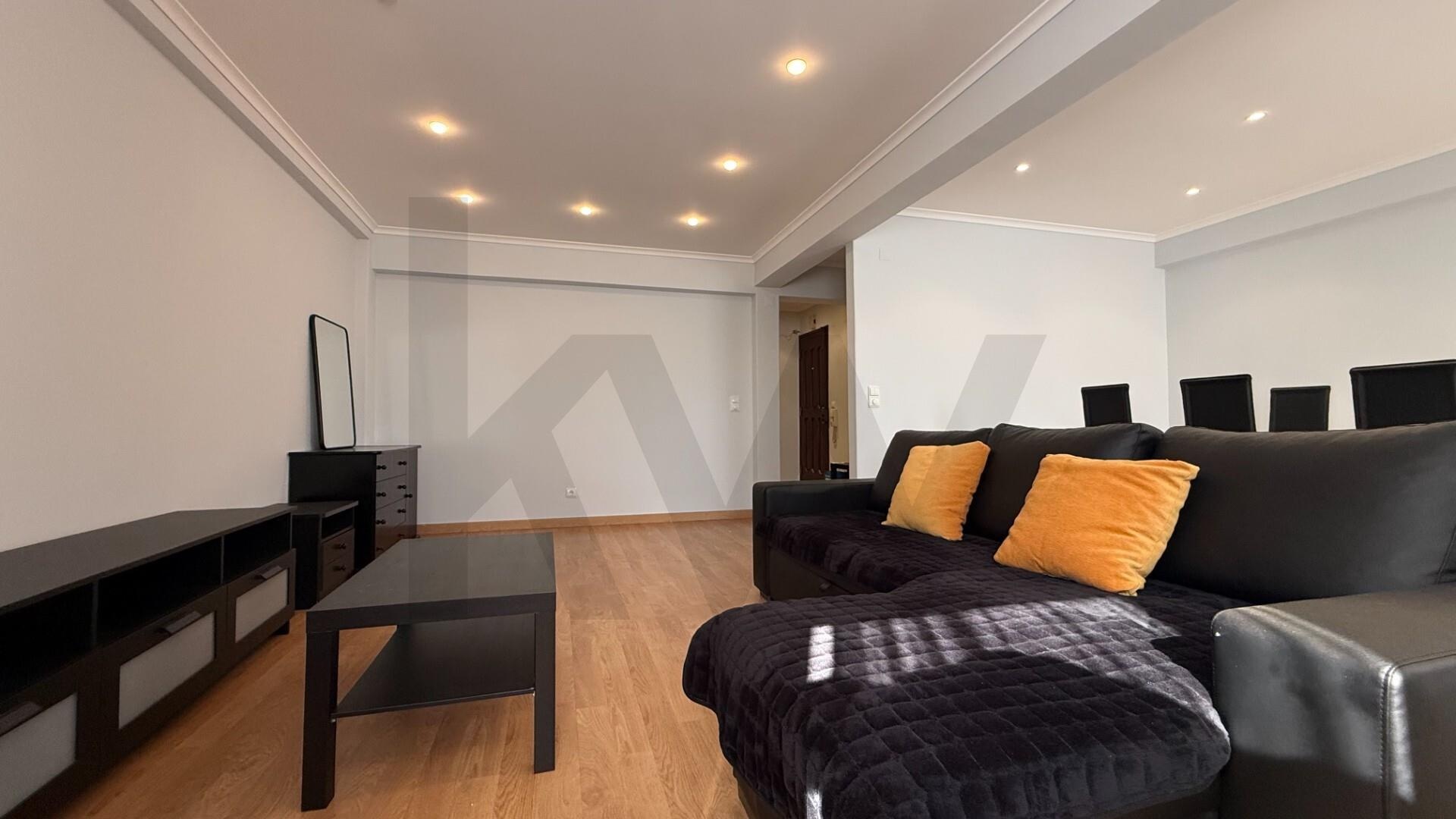 Apartamento T2 à Venda em Corroios - Setúbal - Portugal - 2
