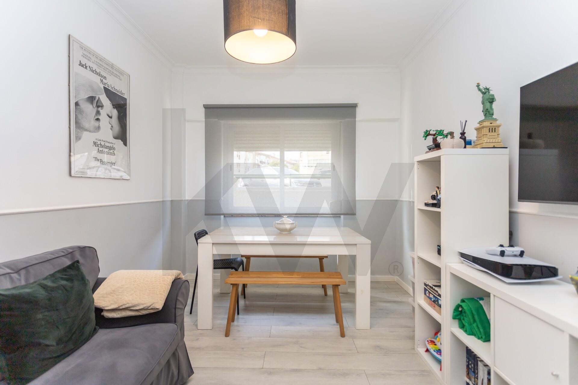 Apartamento T2 à Venda em Corroios - Setúbal - Portugal - 5