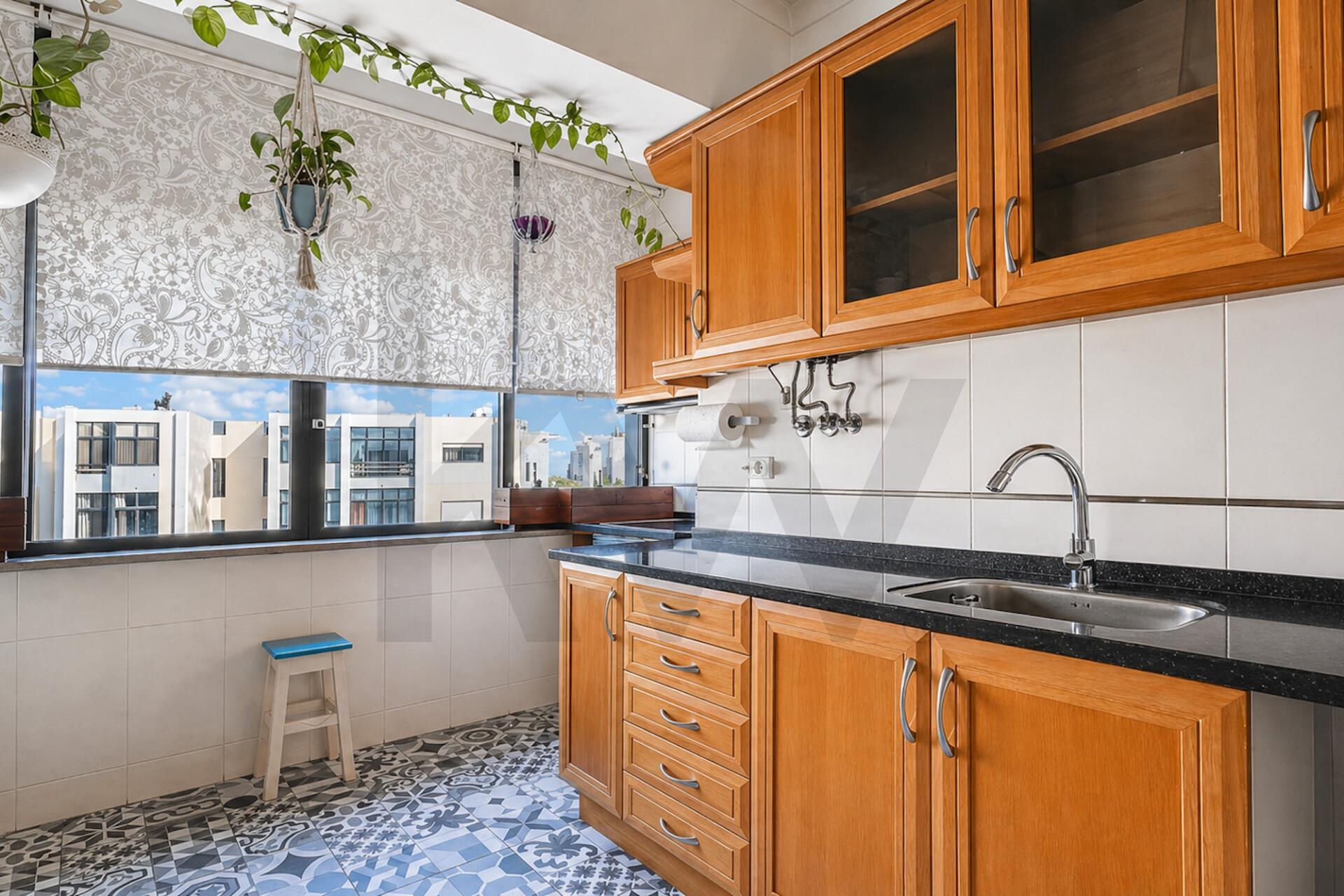 Apartamento T2 à Venda em Costa De Caparica - Setúbal - Portugal - 1