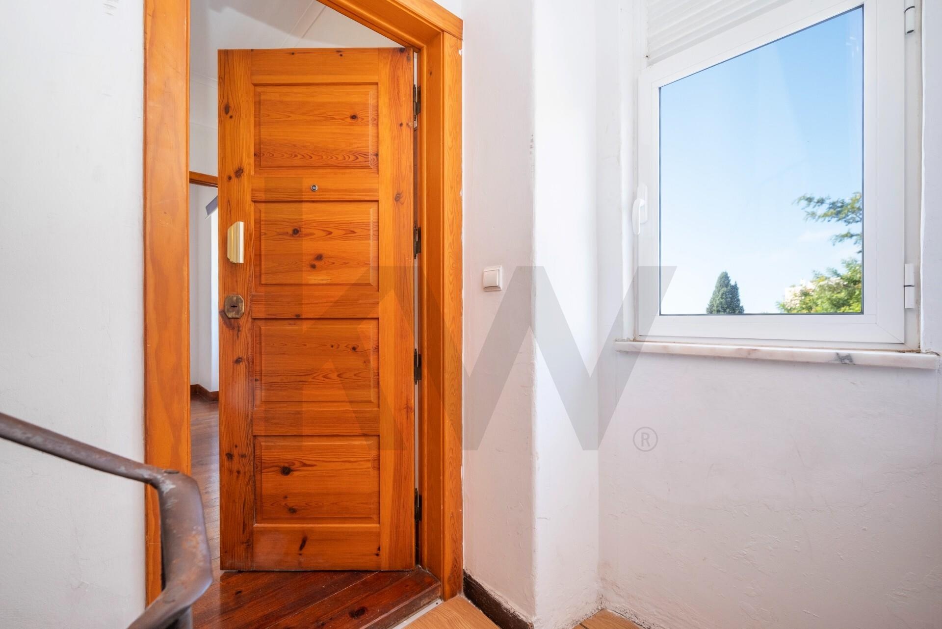 Apartamento T2 en Venta en Cruz Quebrada-Dafundo - Lisboa - Portugal - 1