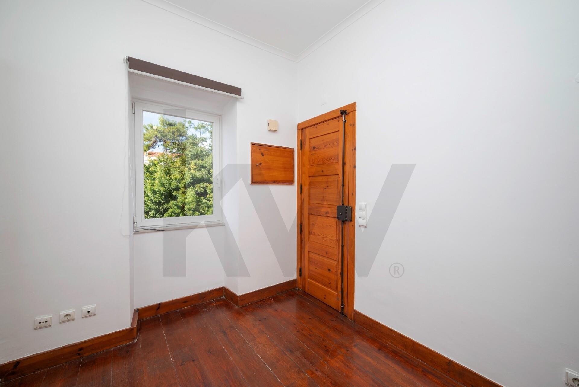 Apartamento T2 en Venta en Cruz Quebrada-Dafundo - Lisboa - Portugal - 2