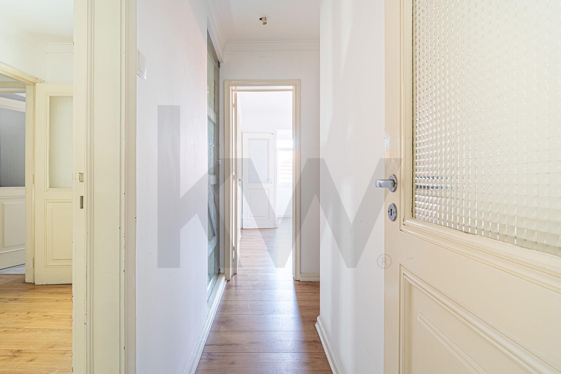 Apartamento de 2 Dormitorios en Venta en Lisboa - Portugal - 6