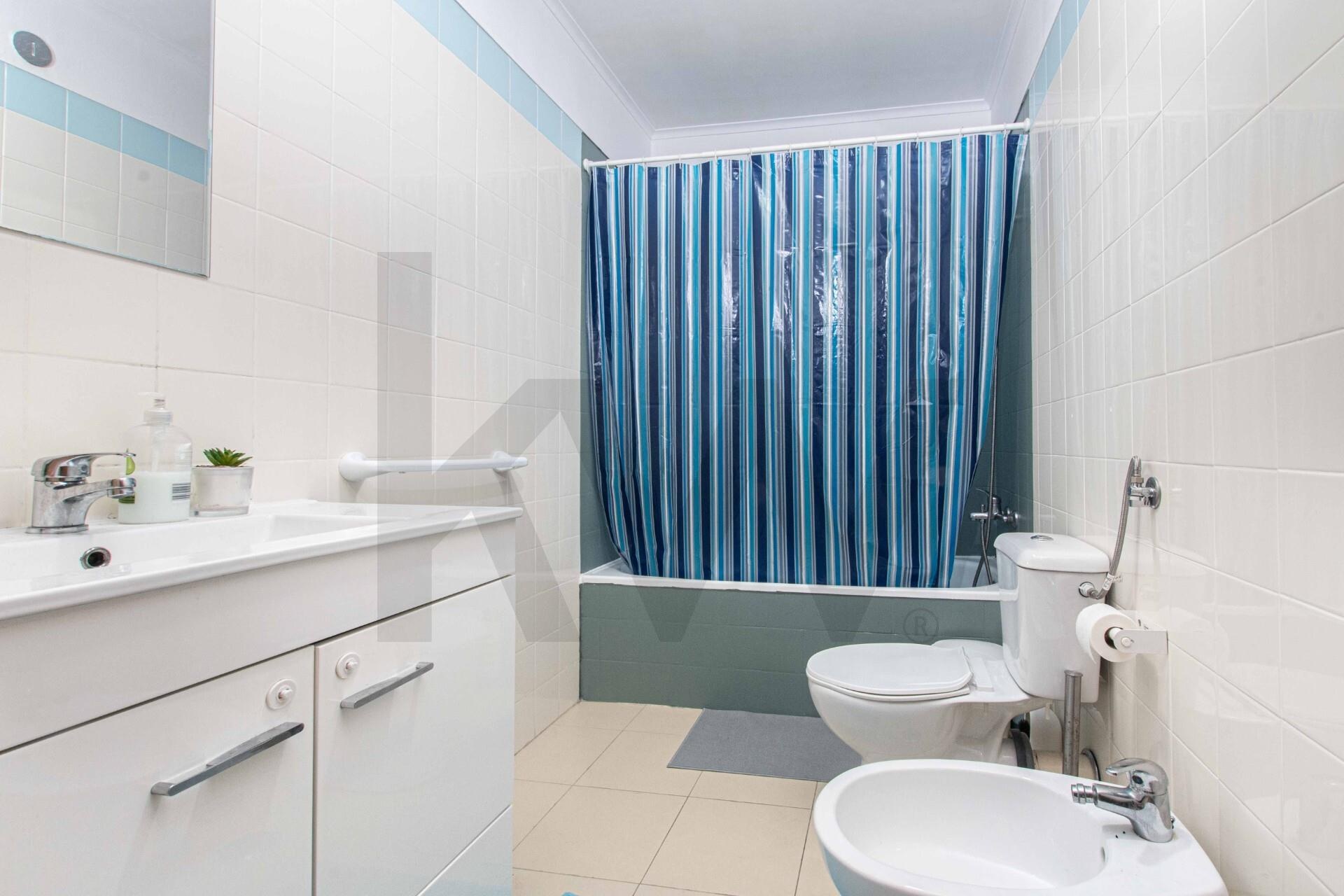 Apartamento T2 à Venda em Lisboa - Portugal - 7