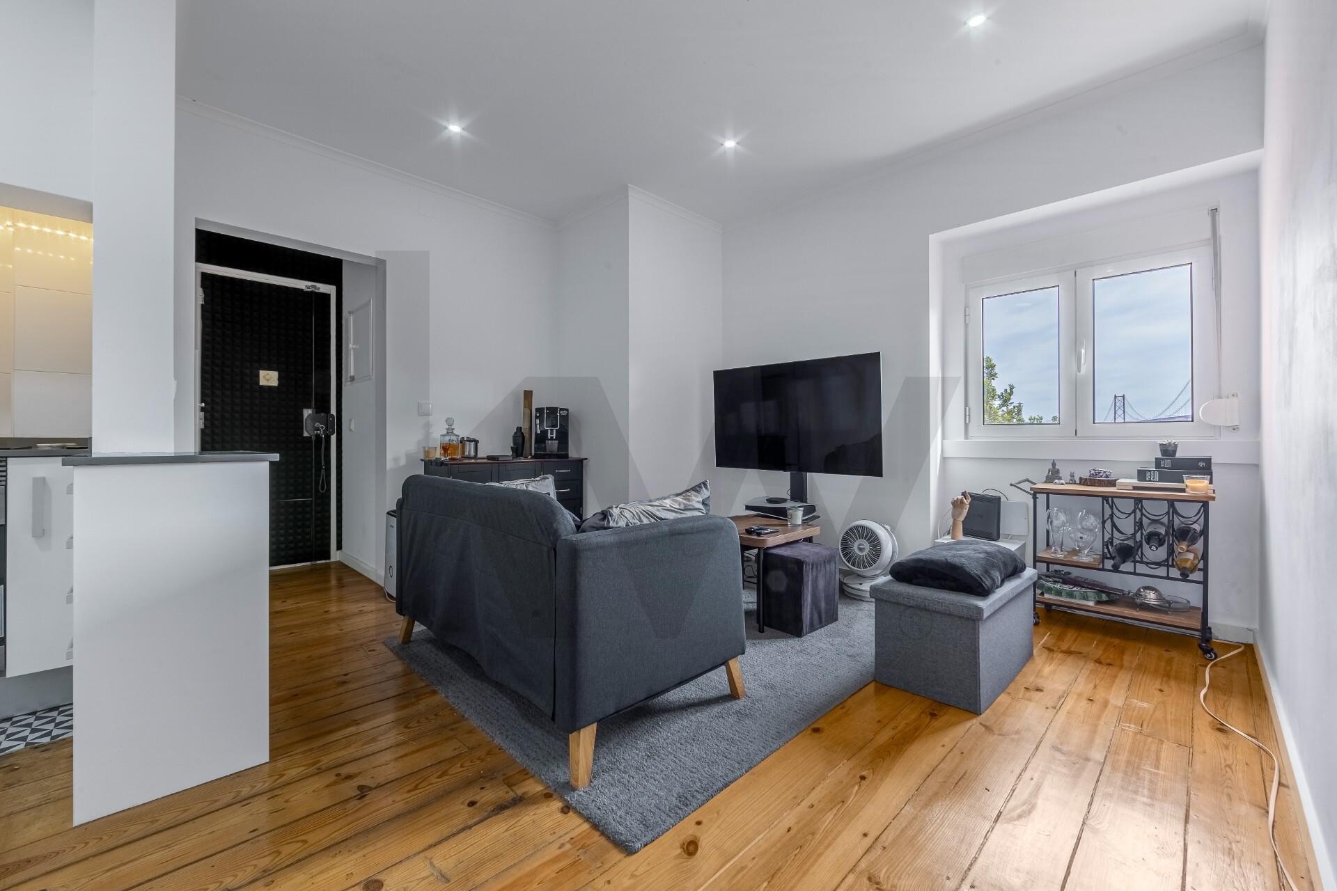 Apartamento T2 à Venda em Lisboa - Portugal - 2