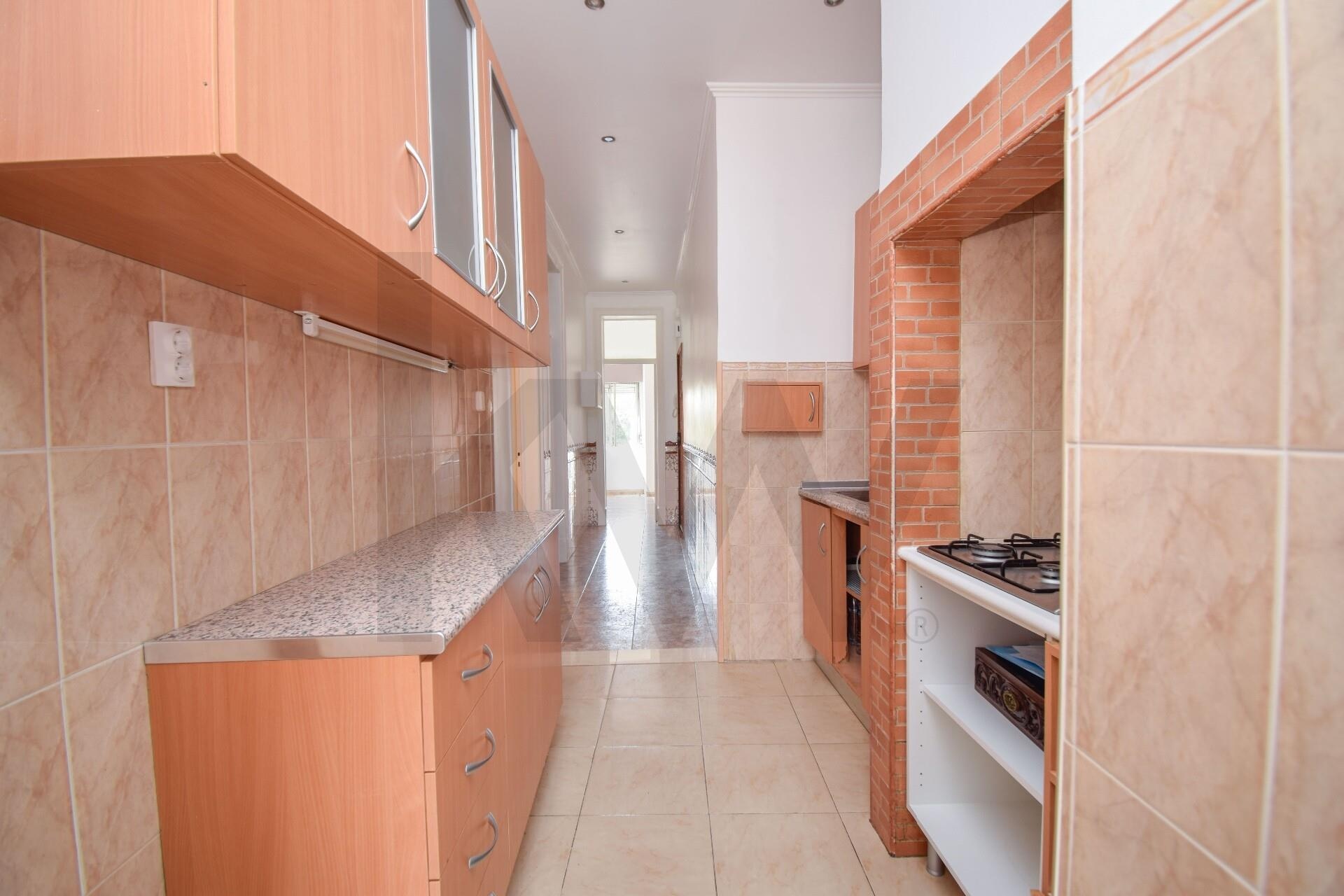 Apartamento T2 à Venda em Lisboa - Portugal - 8
