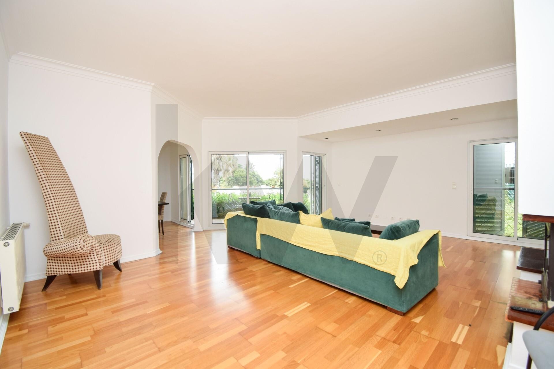 Apartamento T2 à Venda em Paço De Arcos - Lisboa - Portugal - 4
