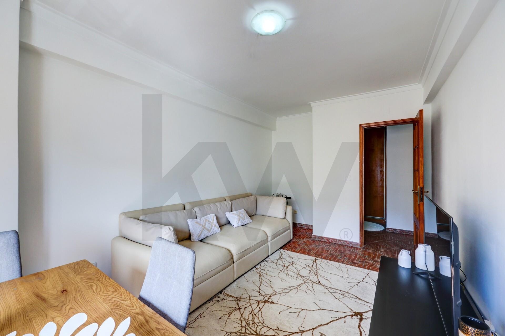 Apartamento T2 à Venda em Rio De Mouro - Lisboa - Portugal - 6