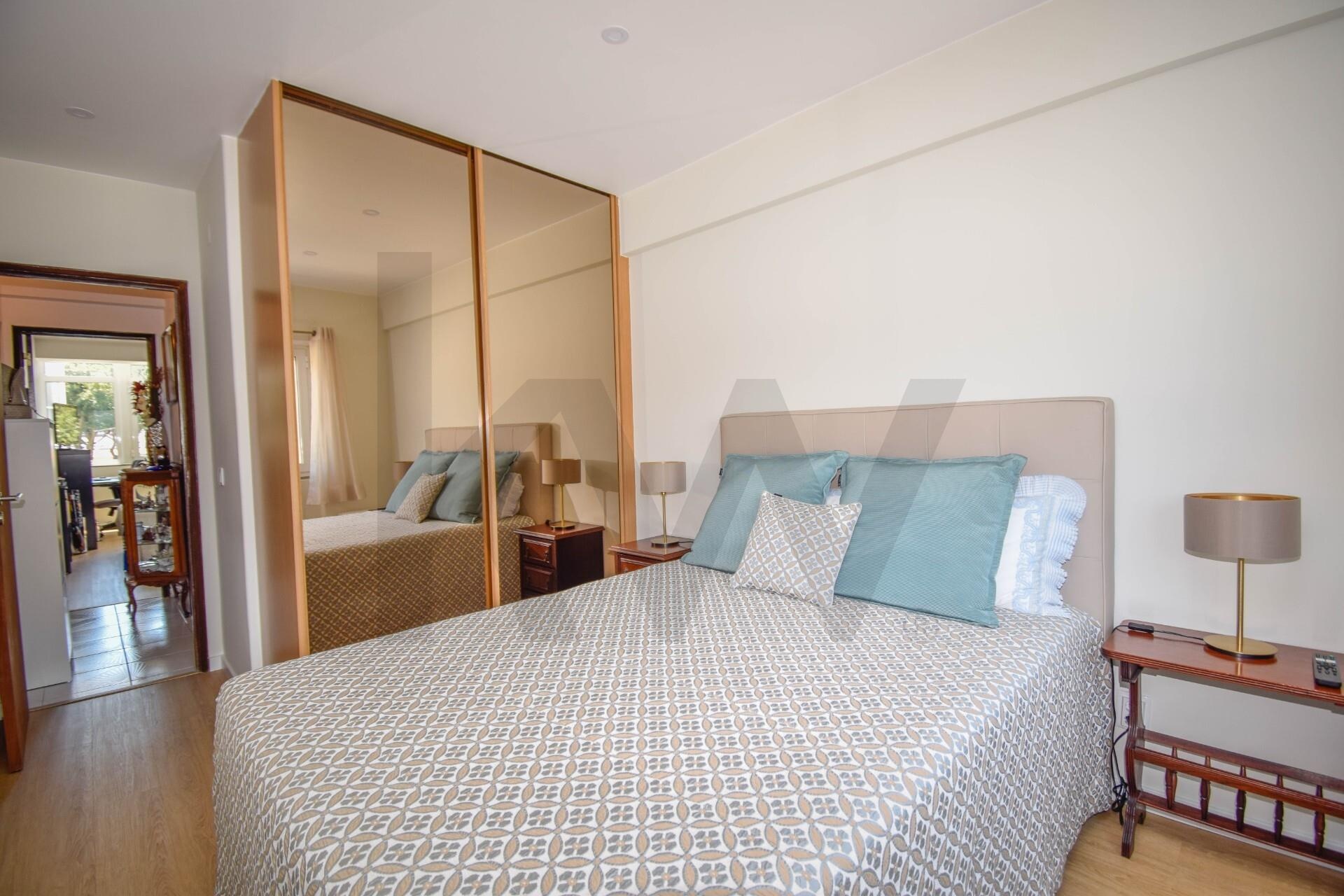 Apartamento T2 à Venda em São Domingos De Rana - Lisboa - Portugal - 1