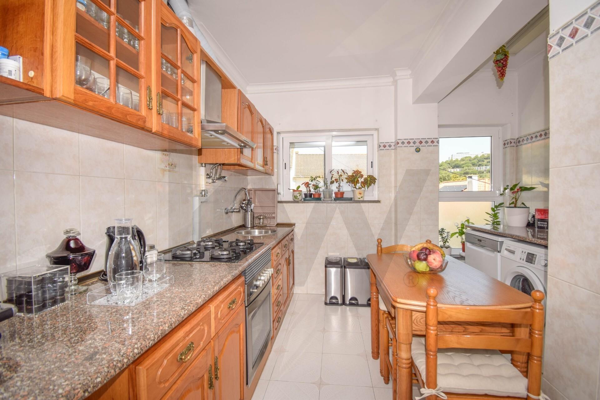 Apartamento T2 à Venda em São Domingos De Rana - Lisboa - Portugal - 8
