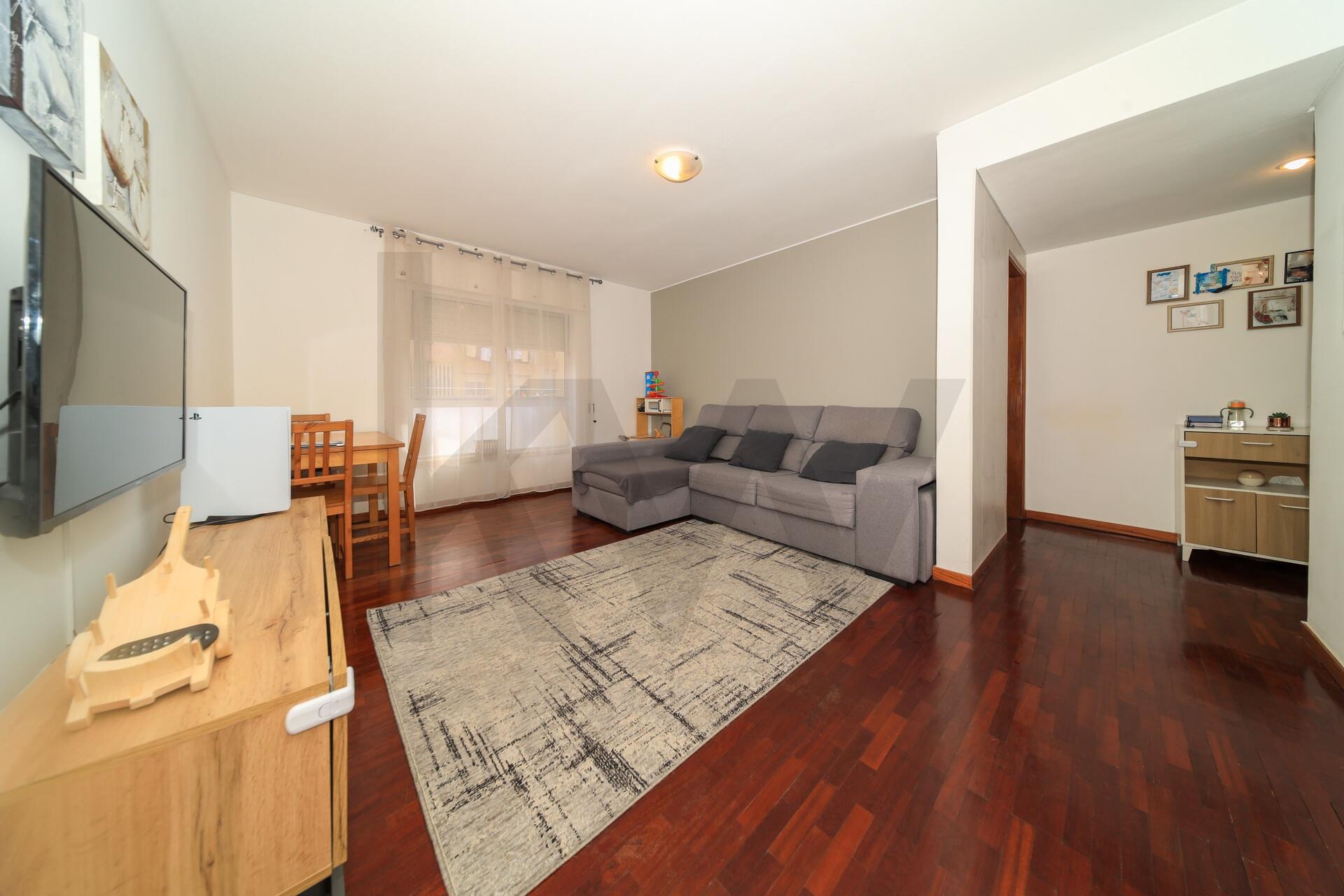 Apartamento T2 à Venda em Setúbal - Portugal - 2