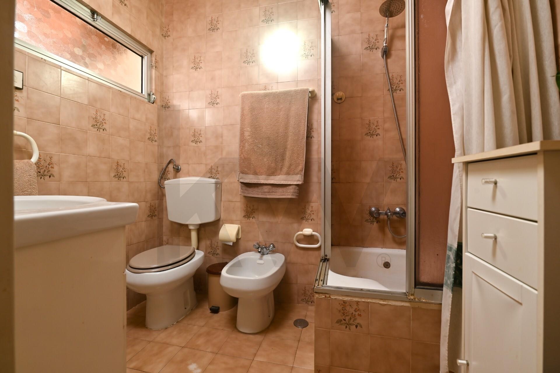 Apartamento T3 à Venda em Algés - Lisboa - Portugal - 6