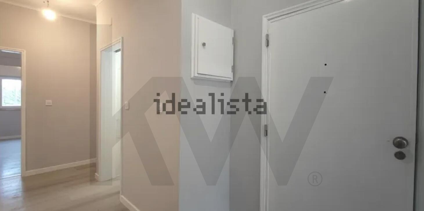 Appartement 3 chambres à Vendre à Laranjeiro - Setúbal - Portugal - 2