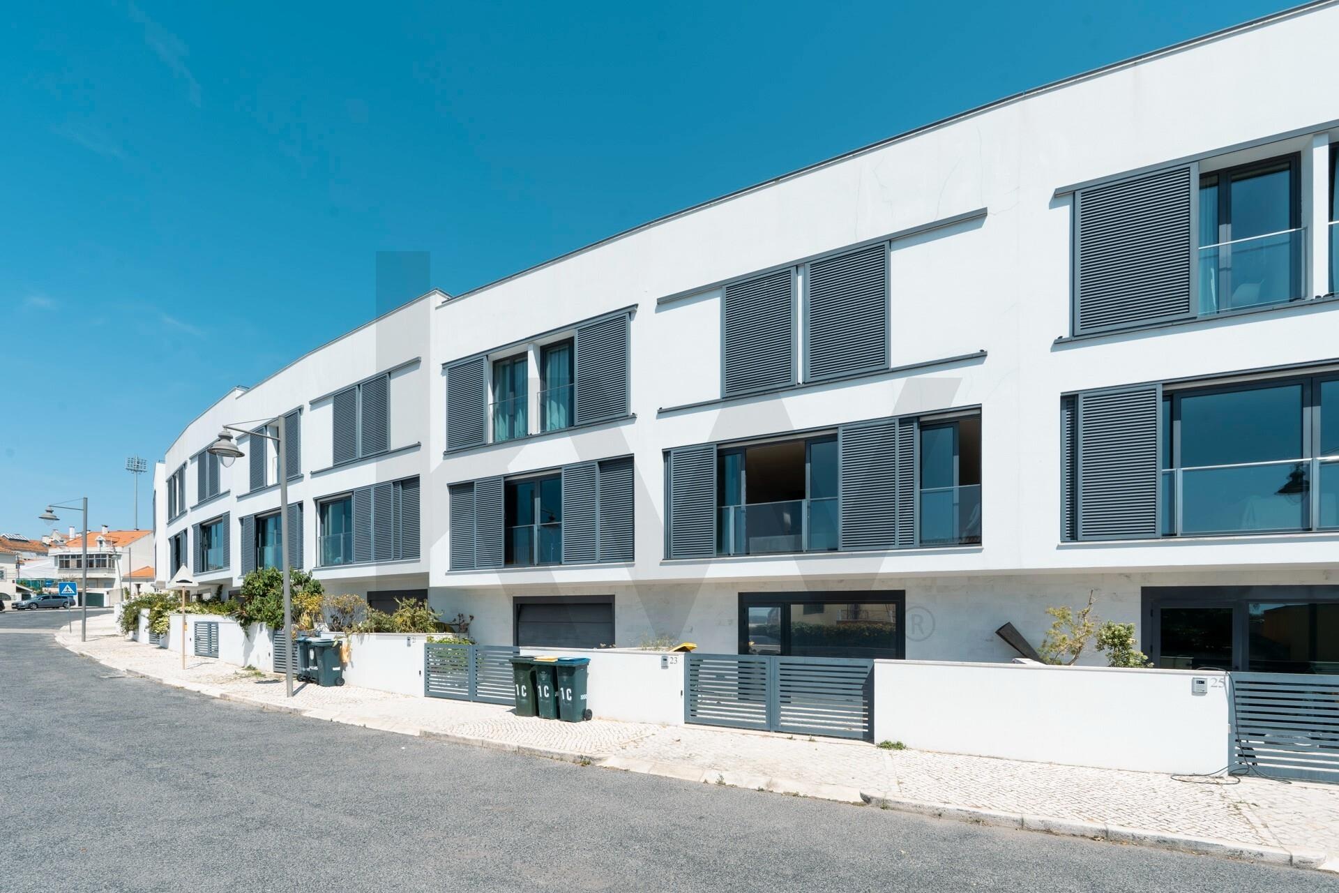 Apartamento T3 à Venda em Lisboa - Portugal - 2