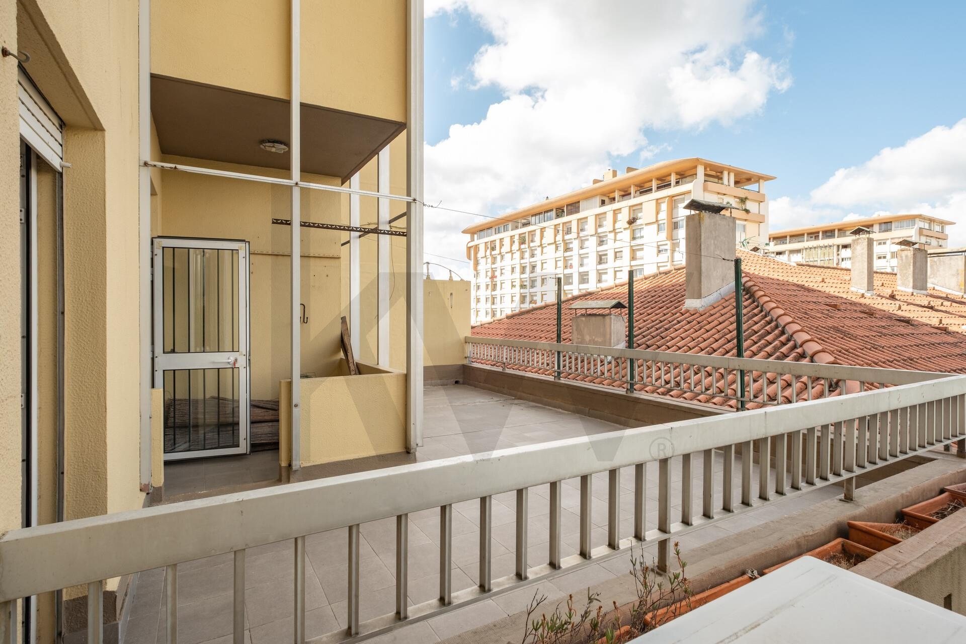 Apartamento T3 en Venta en Lisboa - Portugal - 1