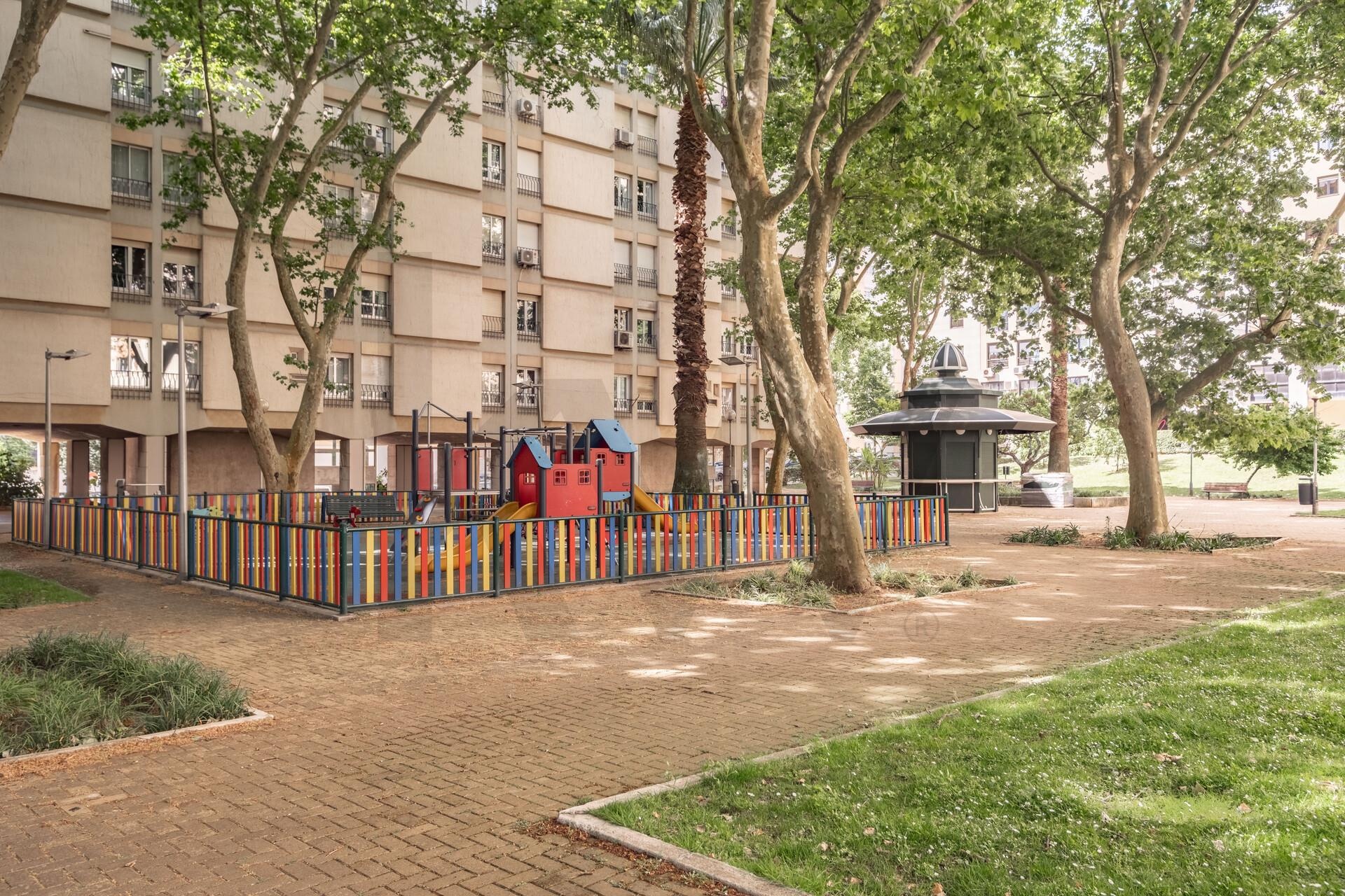 Apartamento T3 en Venta en Lisboa - Portugal - 5