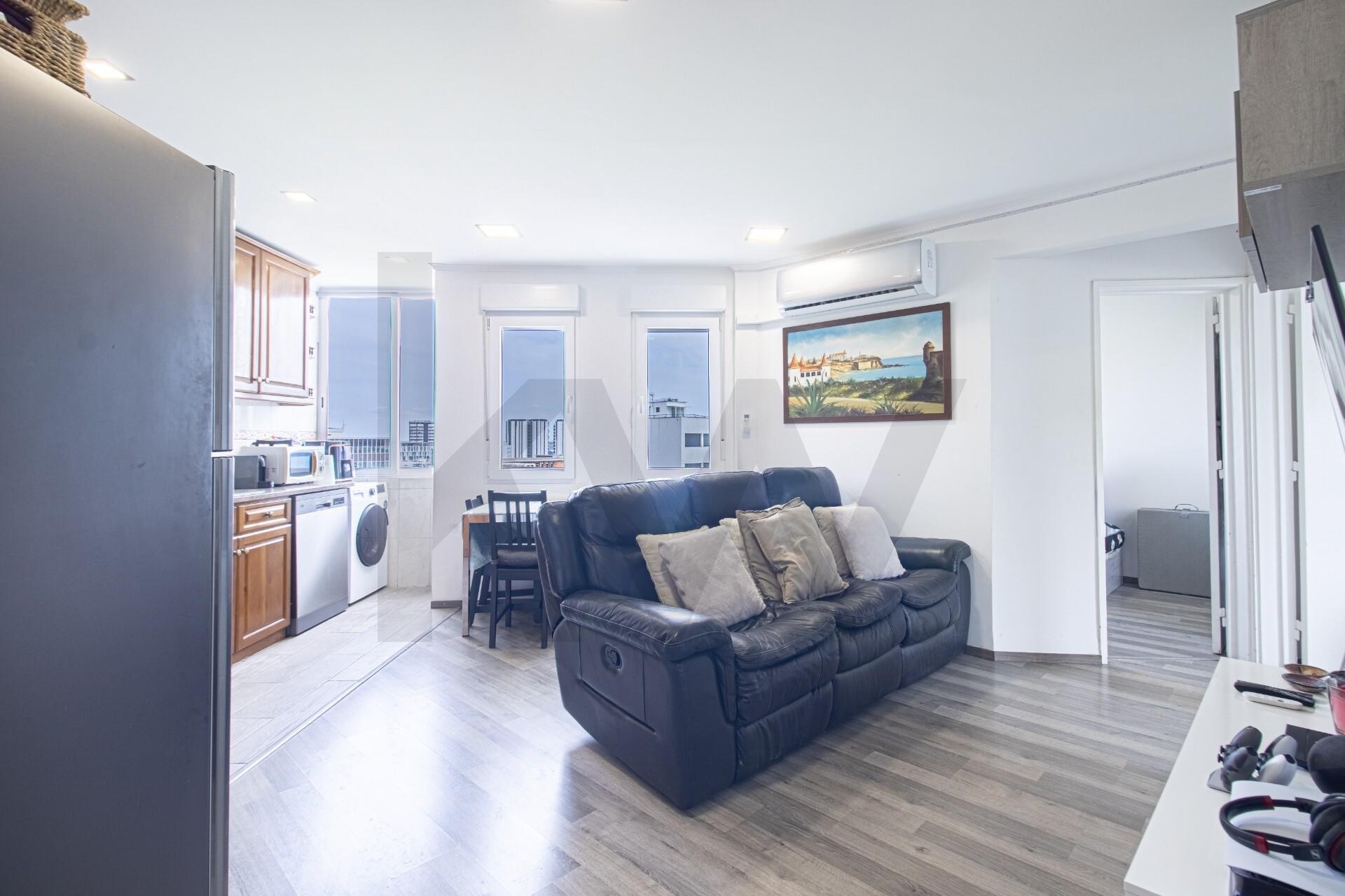 Apartamento de 3 Dormitorios en Venta en Lisboa - Portugal - 1