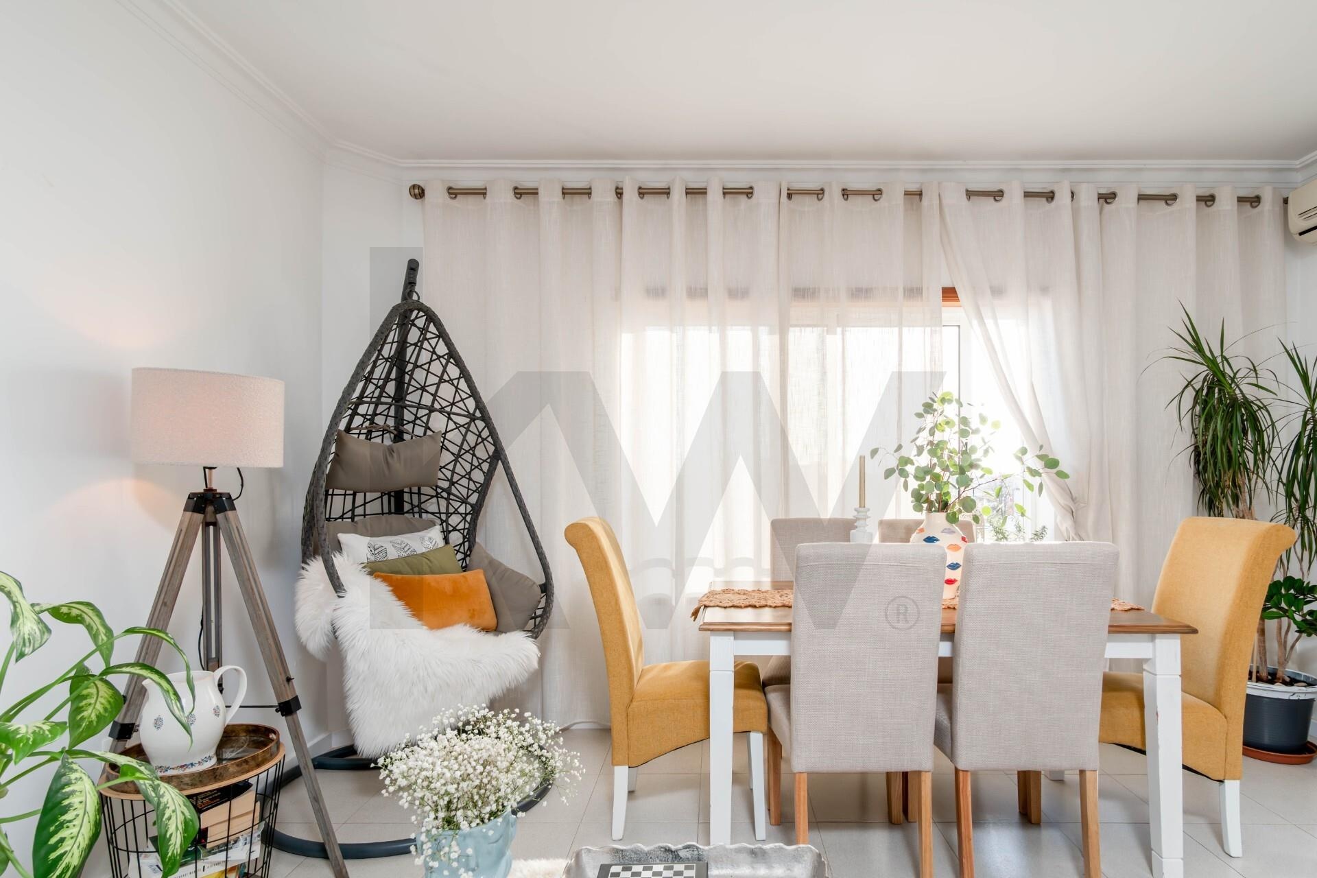 Apartamento T3 à Venda em Palhais Brr - Setúbal - Portugal - 8