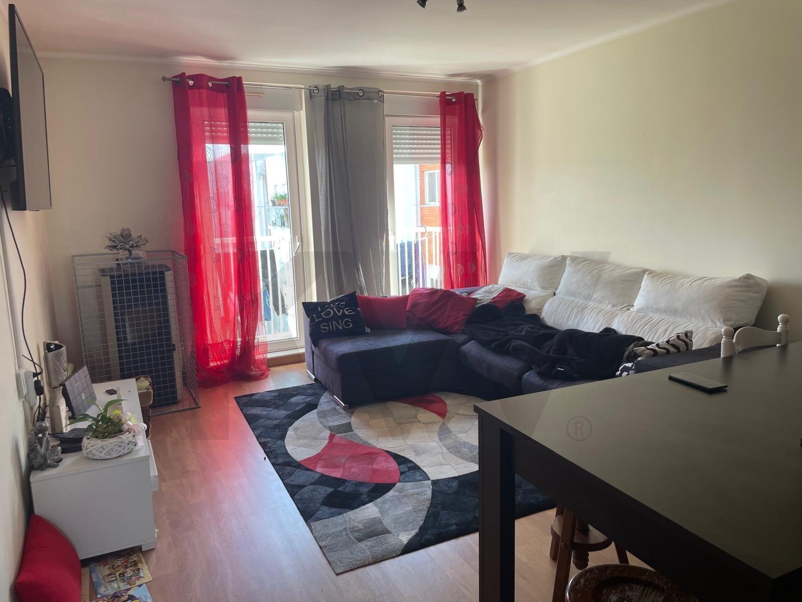 Apartamento T3 à Venda em Recardães - Aveiro - Portugal - 1