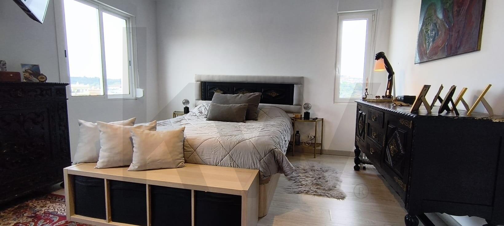Apartamento de 3 dormitorios en venta en Santo António Cavaleiros - Lisboa - Portugal - 1