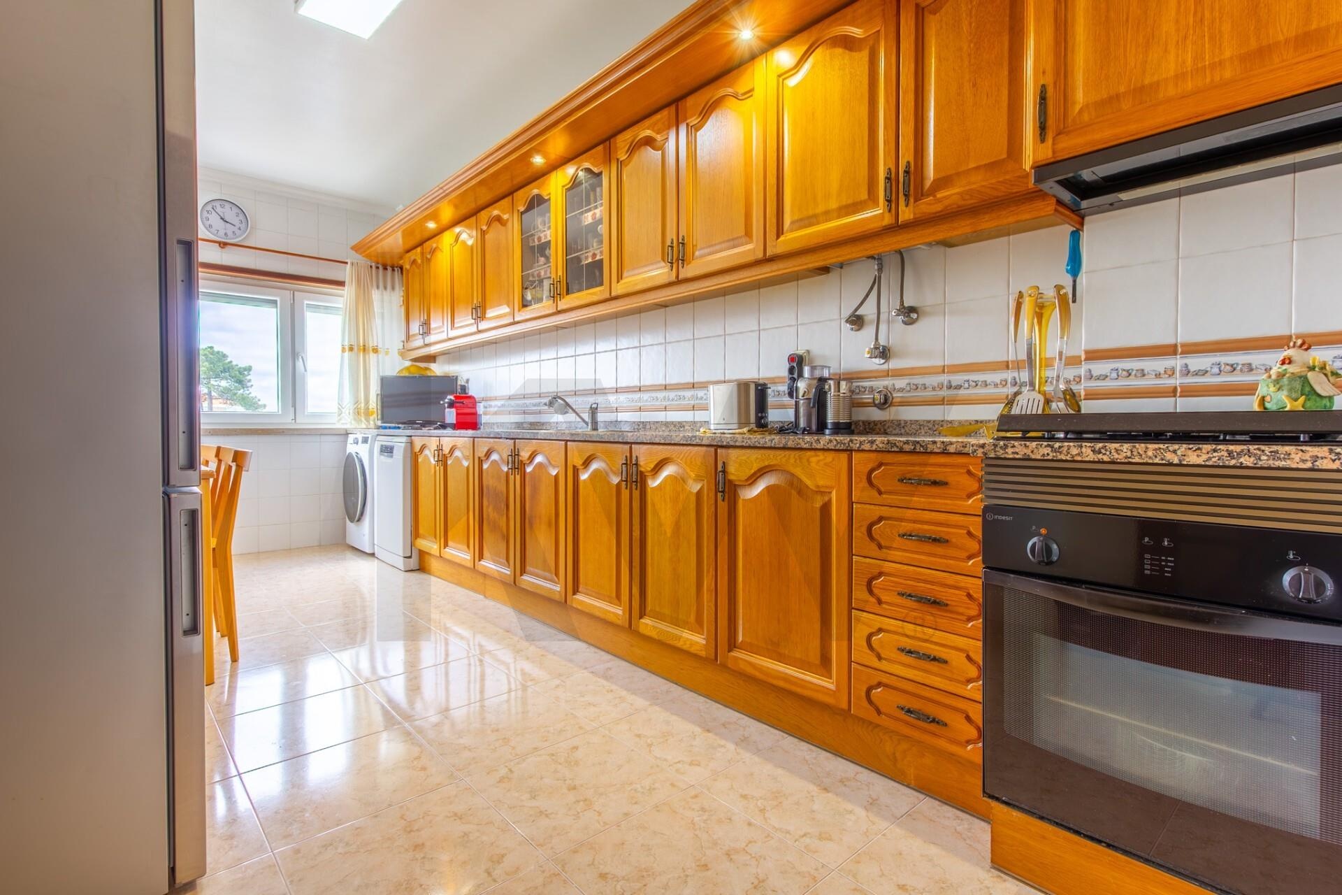 Apartamento T3 à Venda em Santo António Da Charneca - Setúbal - Portugal - 6