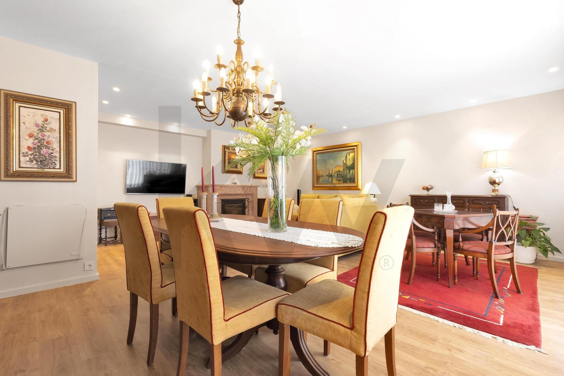 Apartamento T3 à Venda em Vila Nova De Gaia - Porto - Portugal - 3