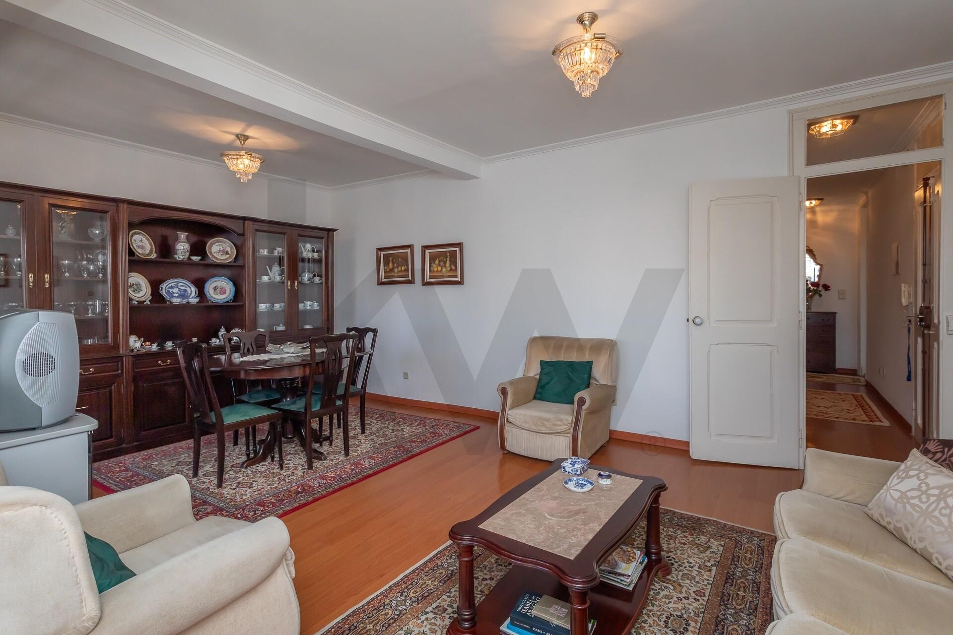Apartamento T4 à Venda em Lisboa - Portugal - 3