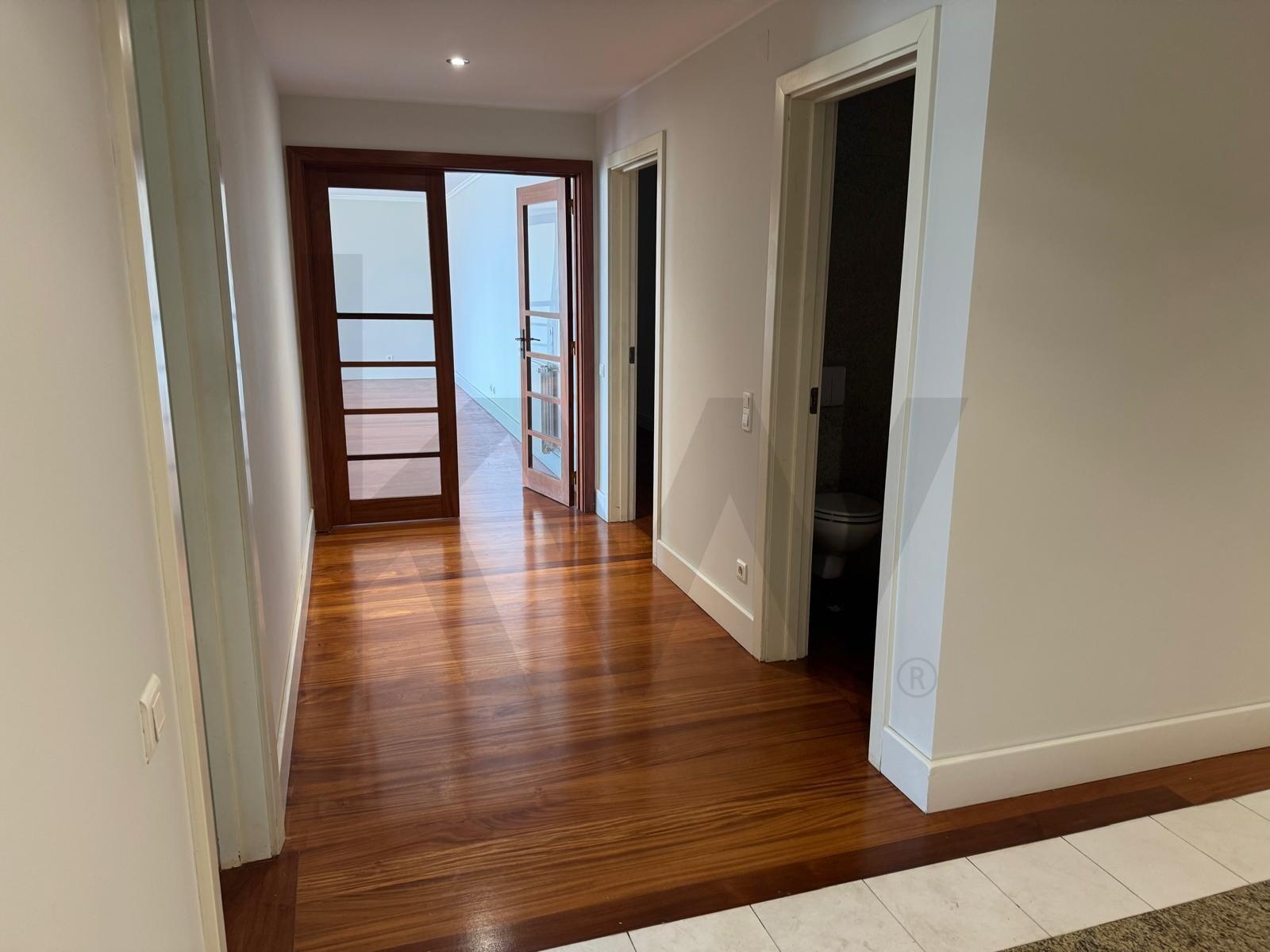 Apartamento T4 en Venta en Matosinhos - Oporto - Portugal - 4