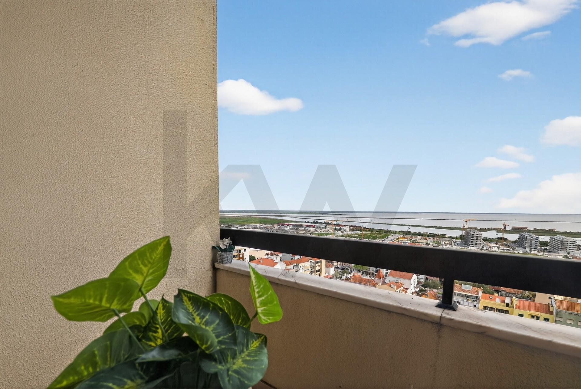 Apartamento T4 à Venda em Póvoa De Santa Iria - Lisboa - Portugal - 5