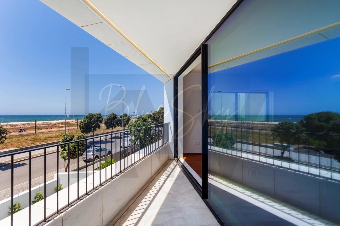4 Bedroom Home for Sale in Vila Nova De Gaia - Porto - Portugal - 3