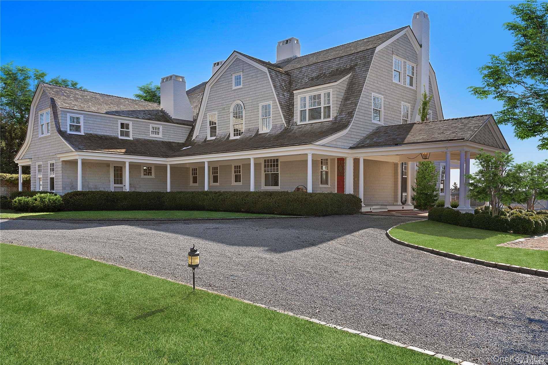 Casa com 13 Quartos à Venda em Remsenburg - NY - EUA - 2